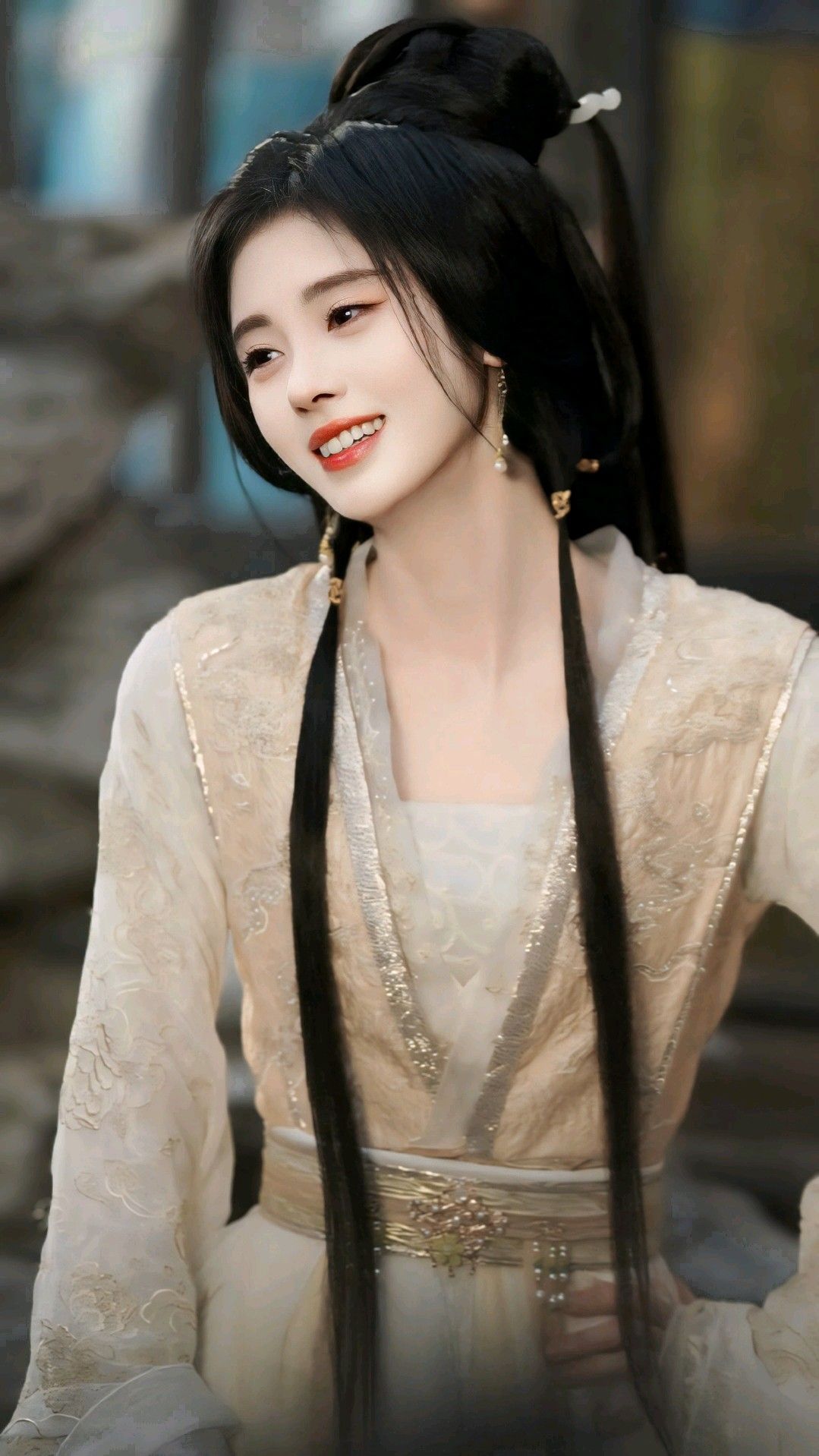 The Splendor of Hanfu Silk Skirt Suites:A Journey into Traditional Elegance The Splendor of Hanfu Silk Skirt Suites:A Journey into Traditional Elegance