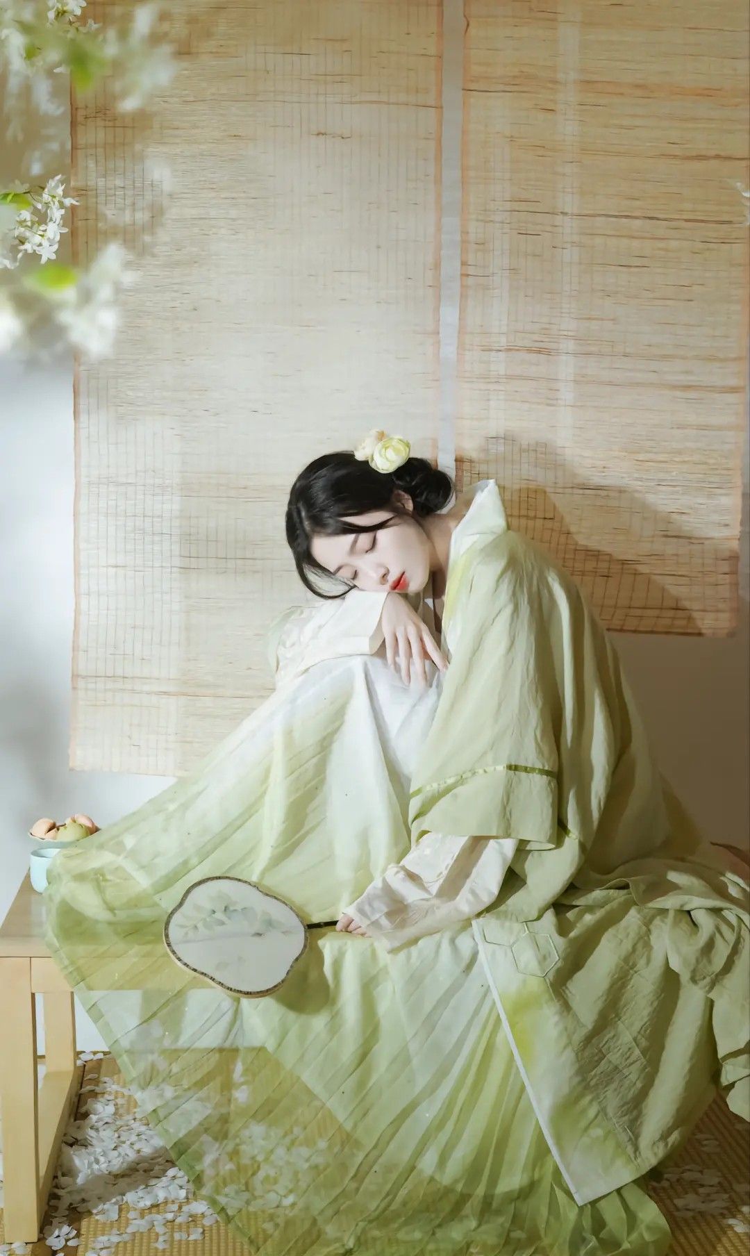 丸子小妹妹的汉服之旅,古典魅力的现代演绎 丸子小妹妹的汉服之旅,古典魅力的现代演绎