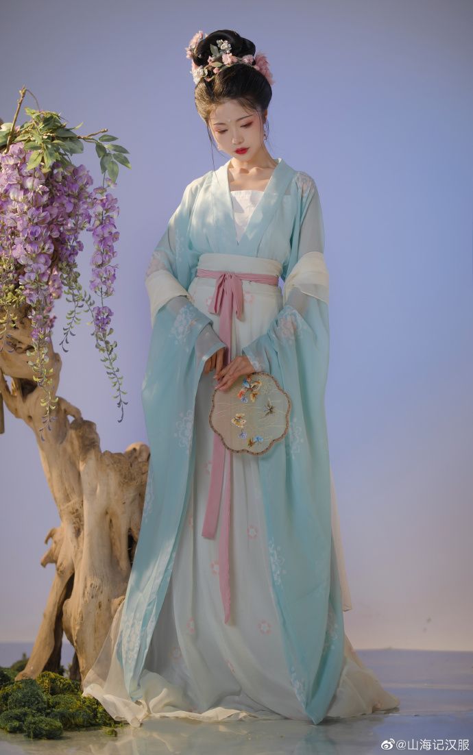 Cotton Doll Ancient Costumes:A Journey Through Traditional Chinese Cultural Apparel Cotton Doll Ancient Costumes:A Journey Through Traditional Chinese Cultural Apparel