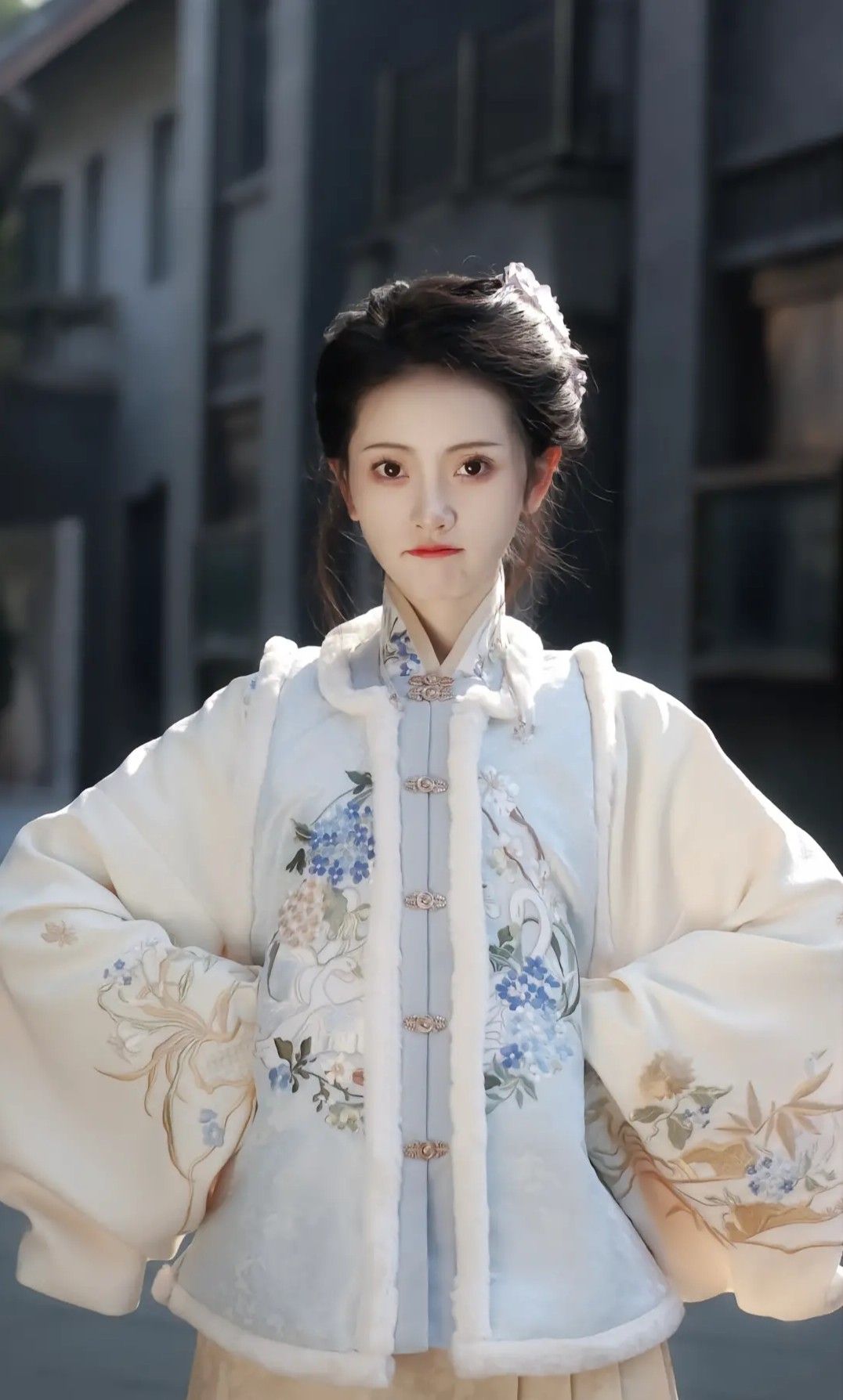 Elegant and Traditional:The Allure of Ancient-Style Hanfu Shoes for Women