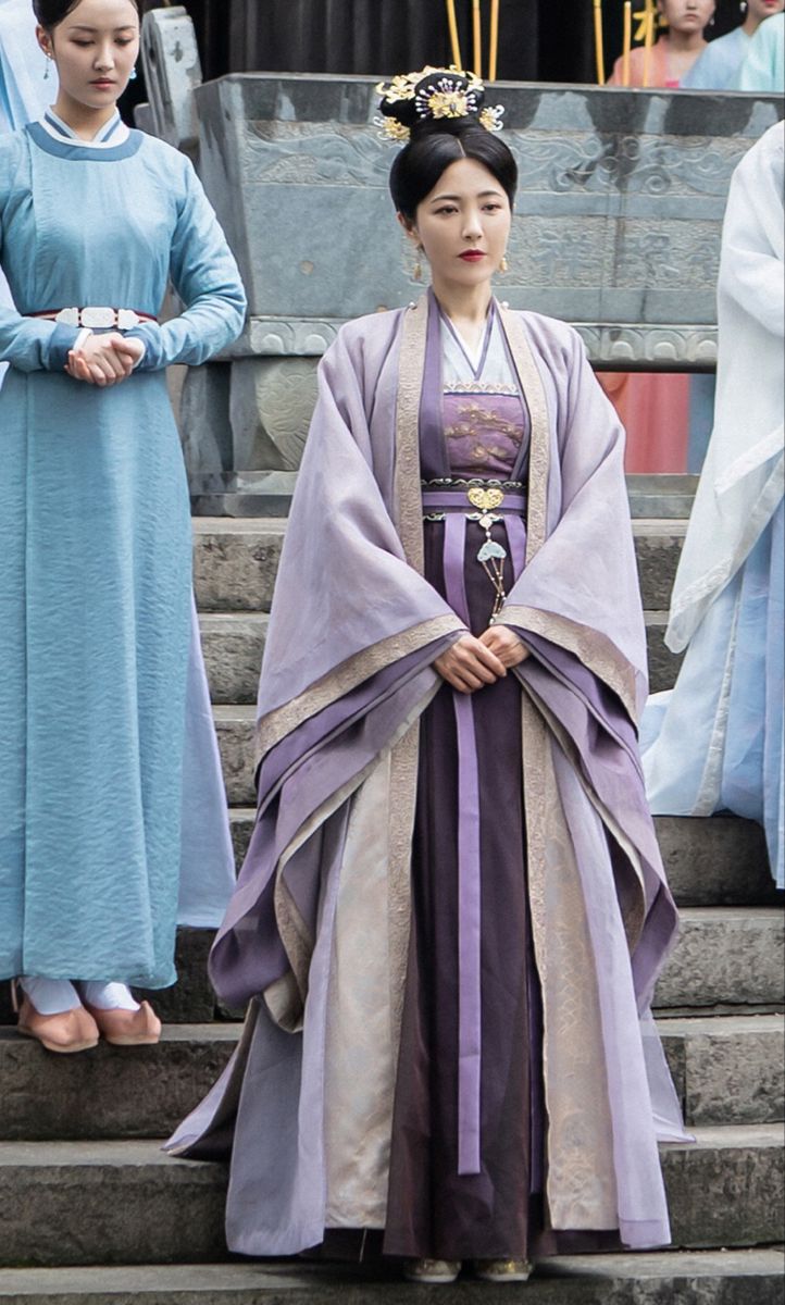 The Splendor of Hanfu Hair Accessories:The Role of Chāi in Traditional Beauty The Splendor of Hanfu Hair Accessories:The Role of Chāi in Traditional Beauty