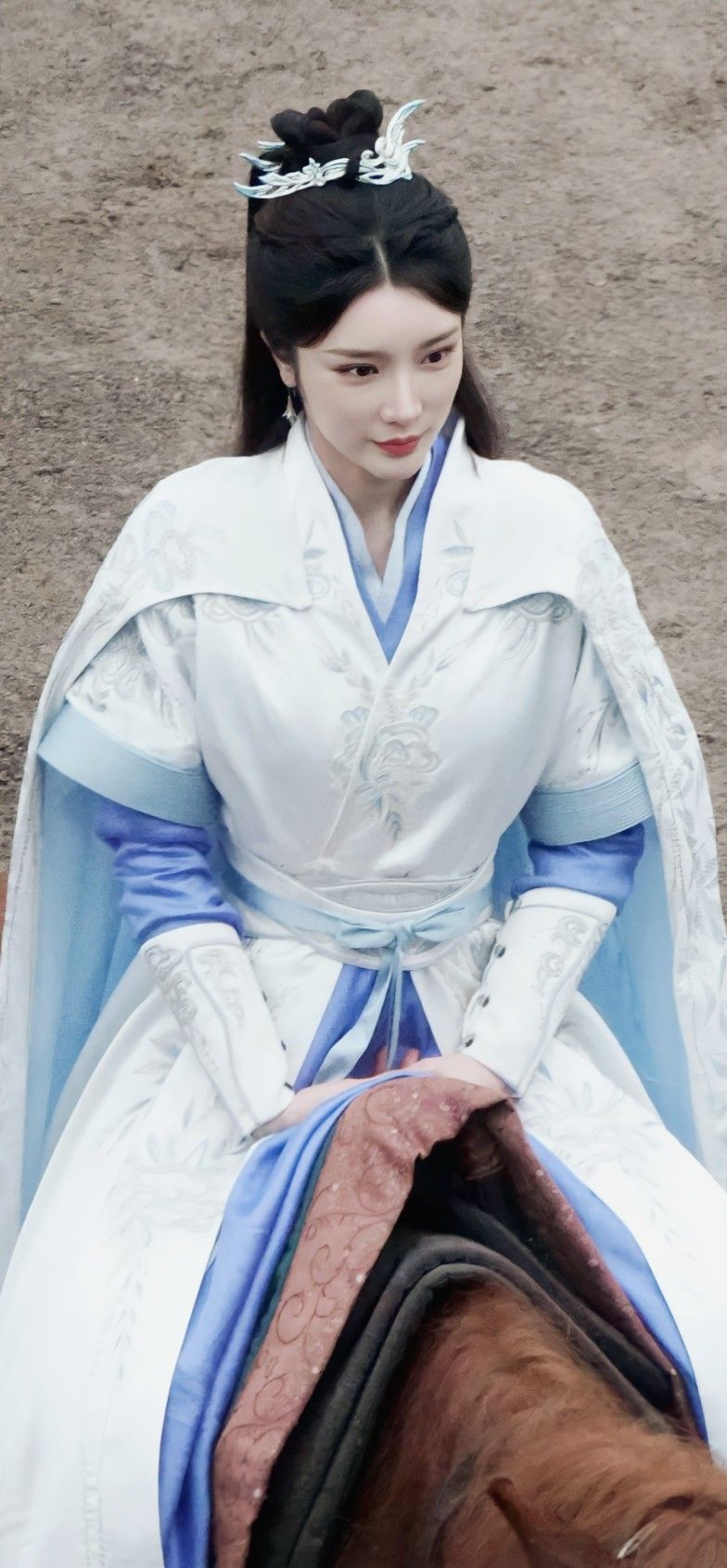 Ancient Charm of Hanfu Long-Sleeve Gowns and Skirts:A Journey into Traditional Chinese Elegance Ancient Charm of Hanfu Long-Sleeve Gowns and Skirts:A Journey into Traditional Chinese Elegance