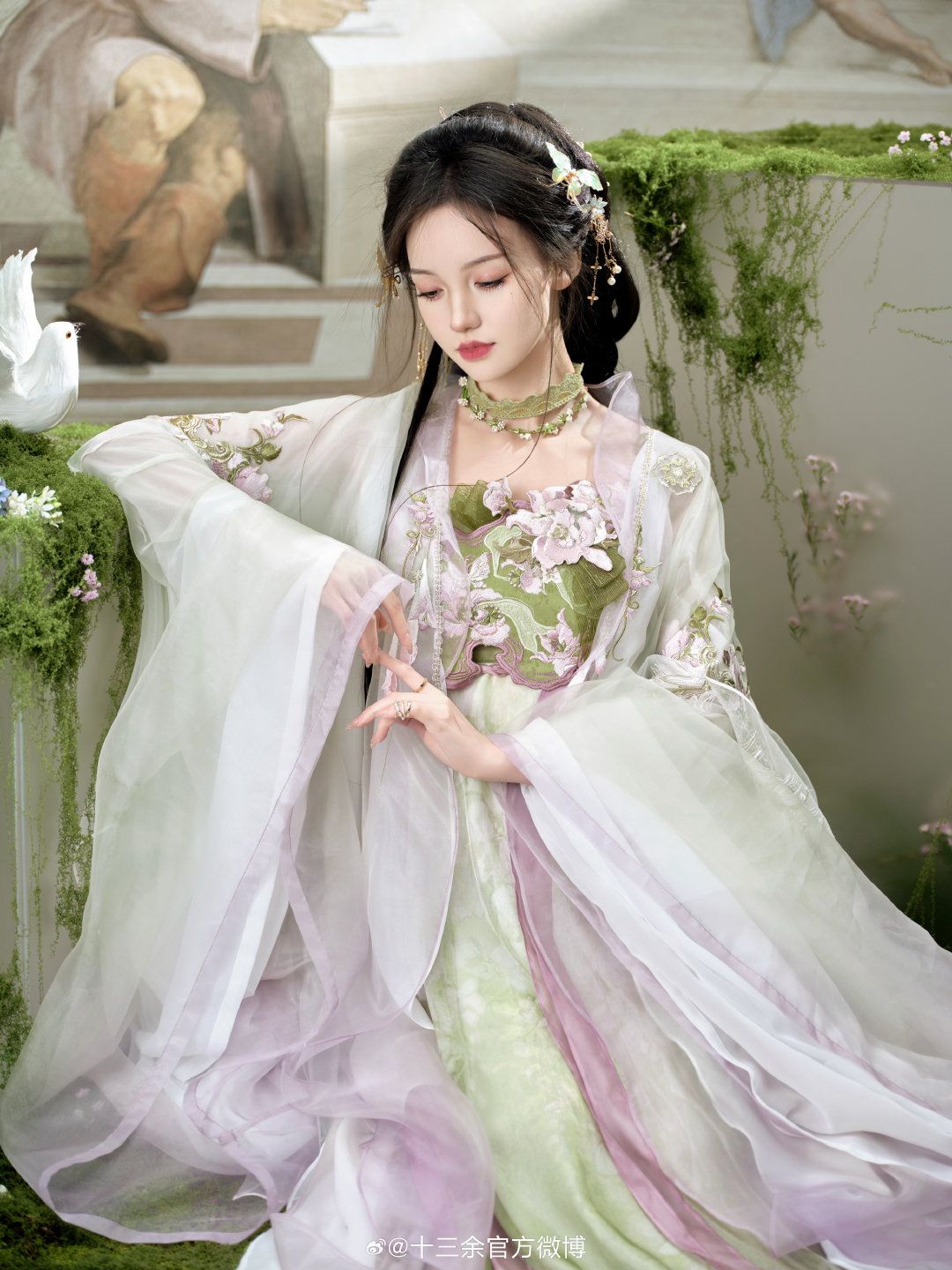 Childrens Qixiong Ruqun Hanfu:A Traditional Beauty for Modern Kids Childrens Qixiong Ruqun Hanfu:A Traditional Beauty for Modern Kids