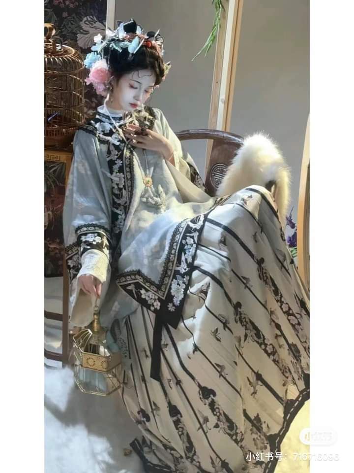 Original Design of Hanfu斗笠 with Tassel Fringes Original Design of Hanfu斗笠 with Tassel Fringes