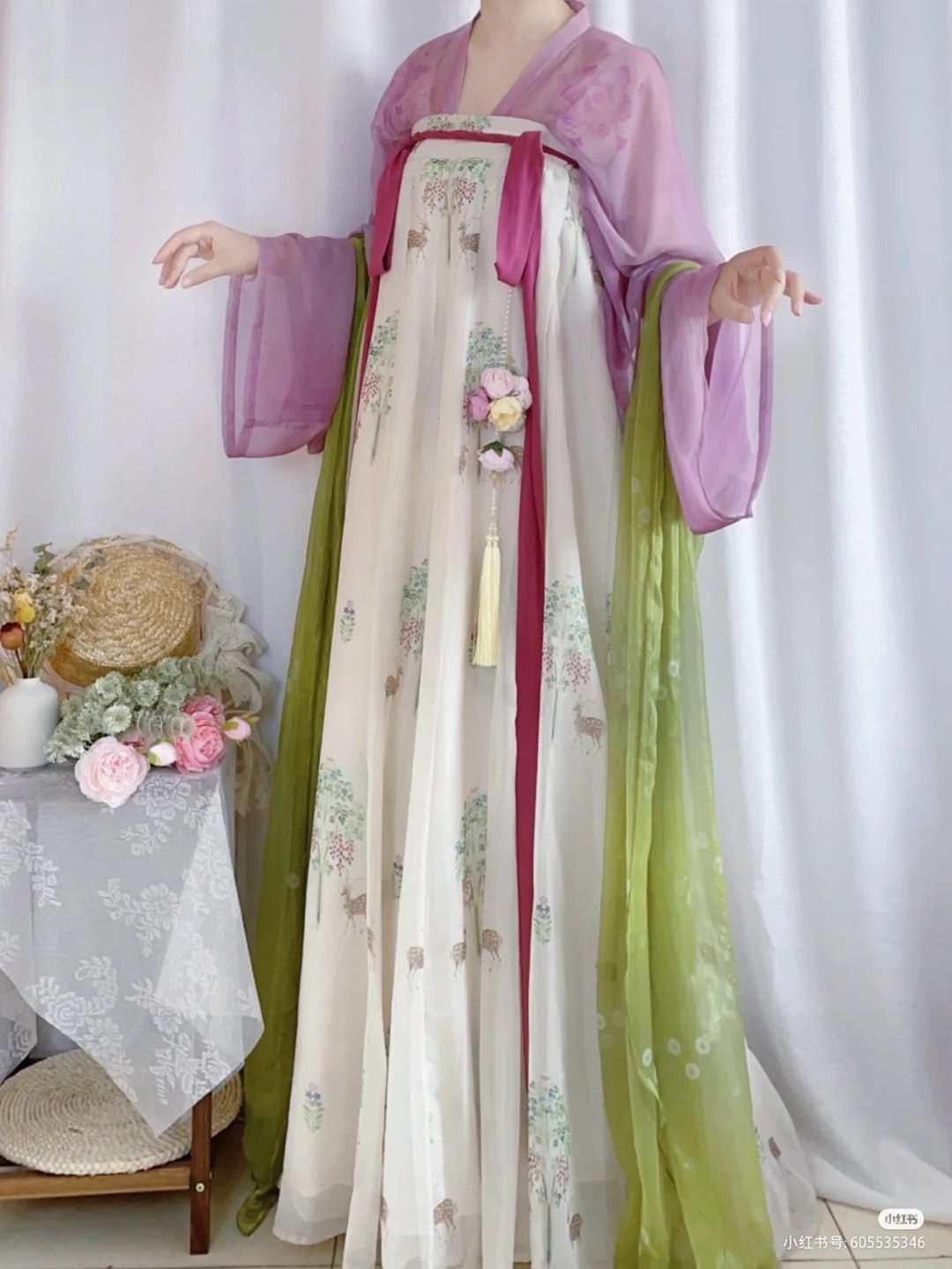 Reinventing Traditional Chinese Cheongsam Blouses for Summer Reinventing Traditional Chinese Cheongsam Blouses for Summer