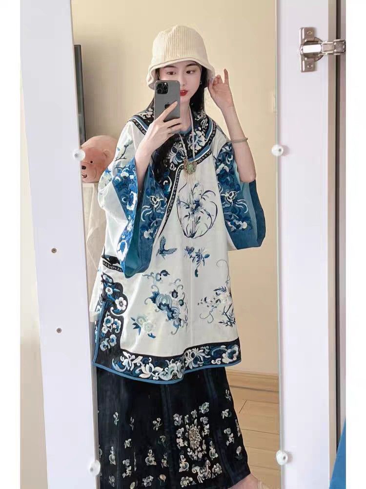 The Charm of Mini Cheongsam:An Ancient Style Revisited The Charm of Mini Cheongsam:An Ancient Style Revisited