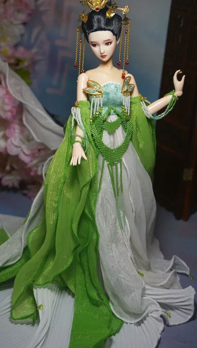 The Elegance of Cheongsam with Horseface Skirt:A Cultural Journey into Traditional Chinese Dress The Elegance of Cheongsam with Horseface Skirt:A Cultural Journey into Traditional Chinese Dress