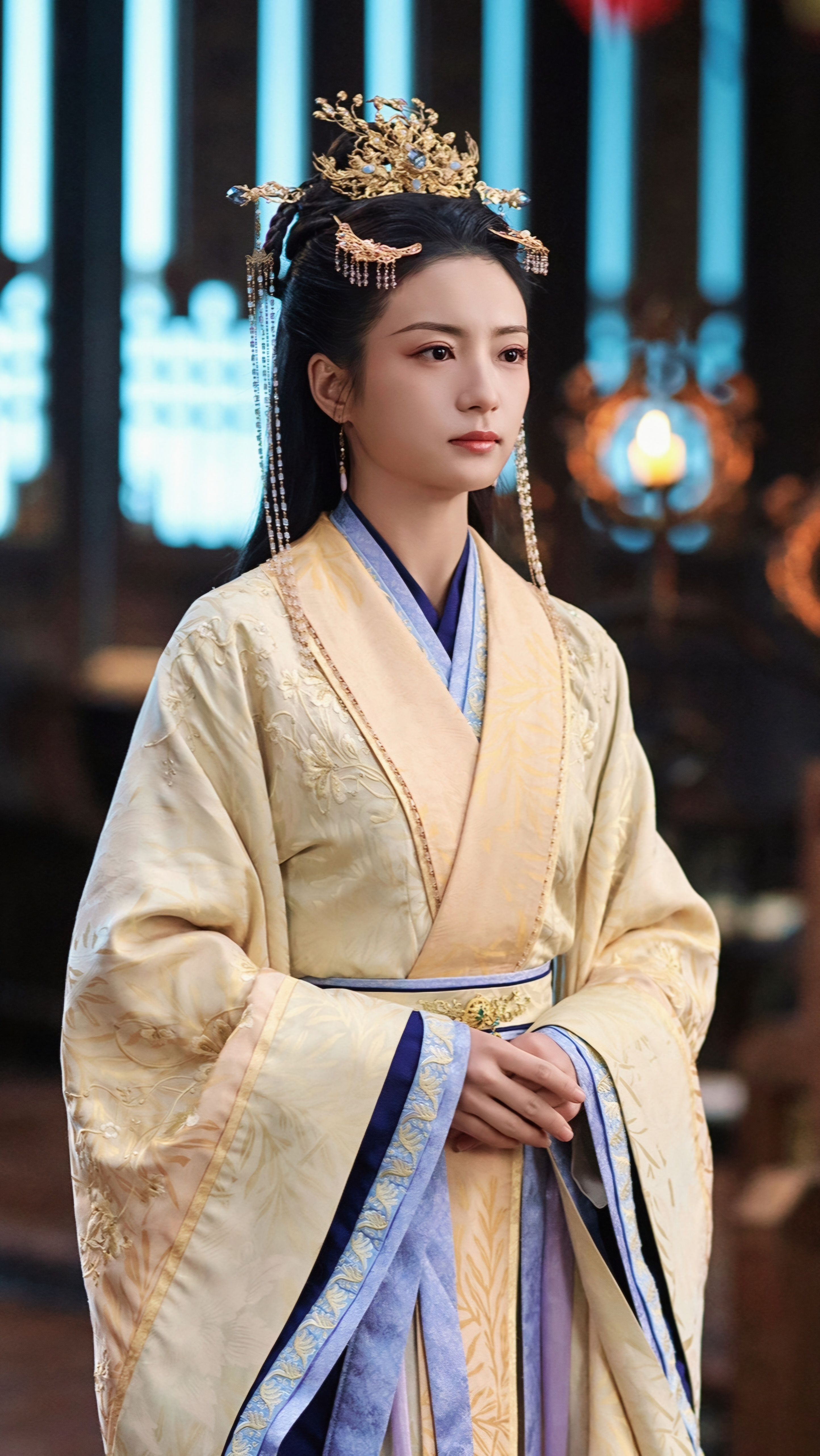 The Imperial Charm of Court-Style Cheongsam The Imperial Charm of Court-Style Cheongsam