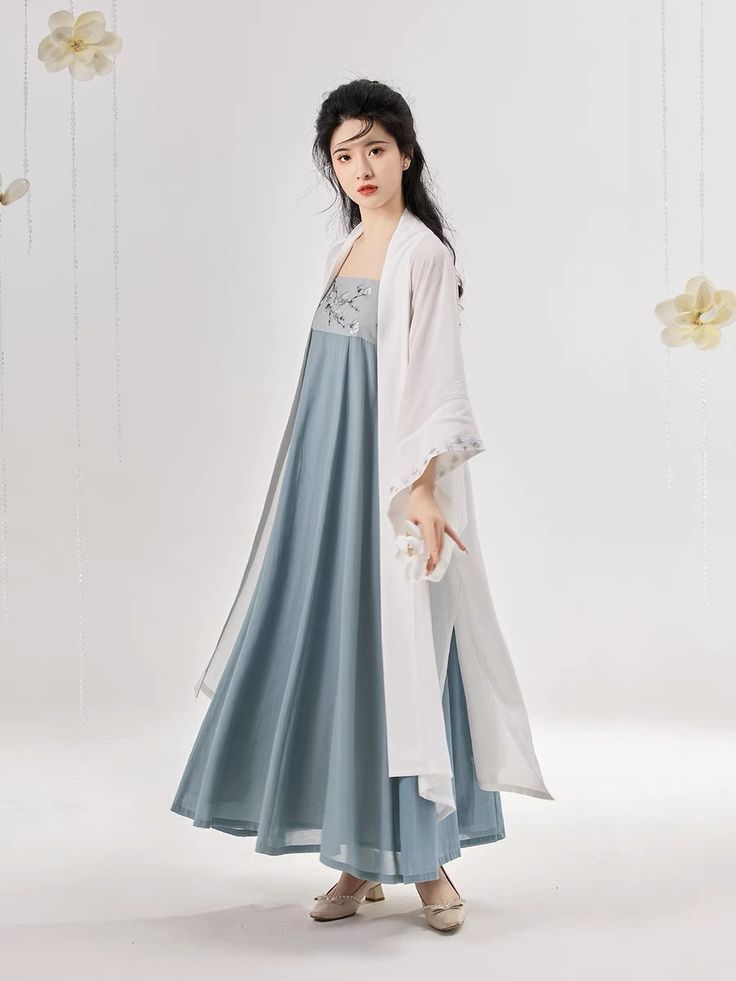 Vintage-Style Womens Cheongsam Qipao Two-Piece Set in the Republic of China Era Vintage-Style Womens Cheongsam Qipao Two-Piece Set in the Republic of China Era