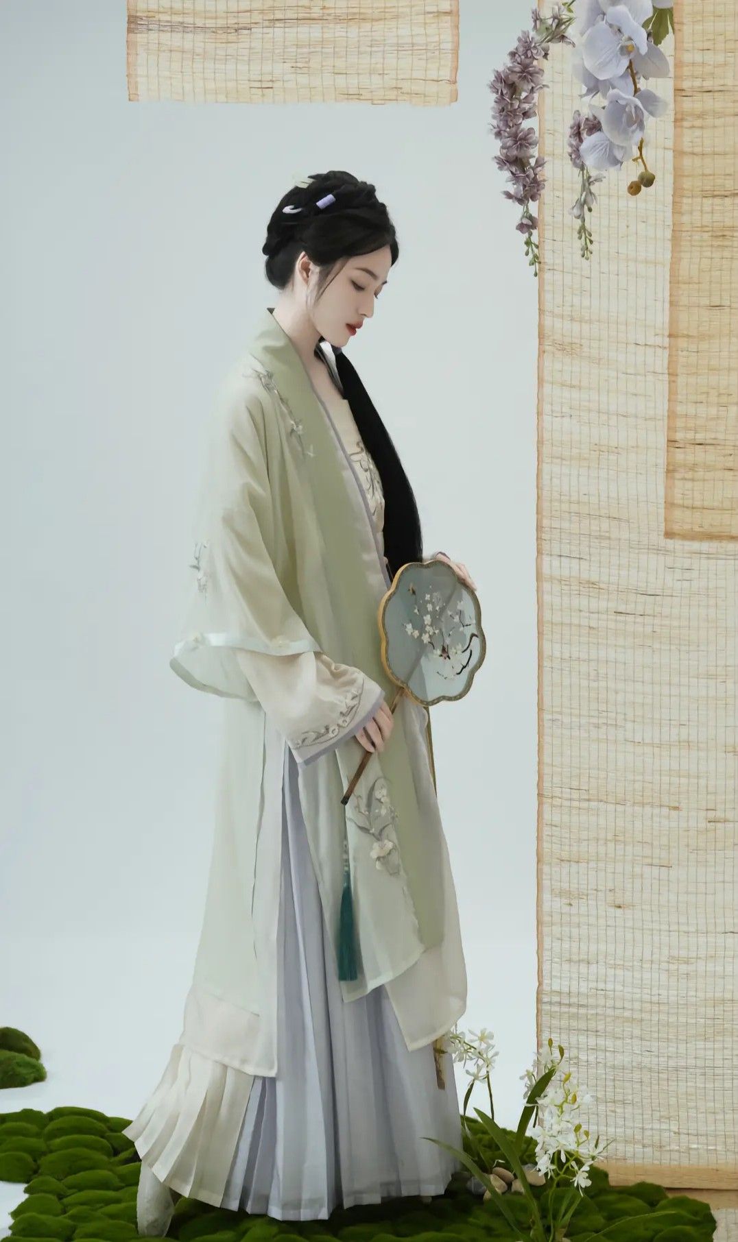 Chinese New Year Style:Womens Tang Suit Fashion for Autumn Winter Chinese New Year Style:Womens Tang Suit Fashion for Autumn Winter