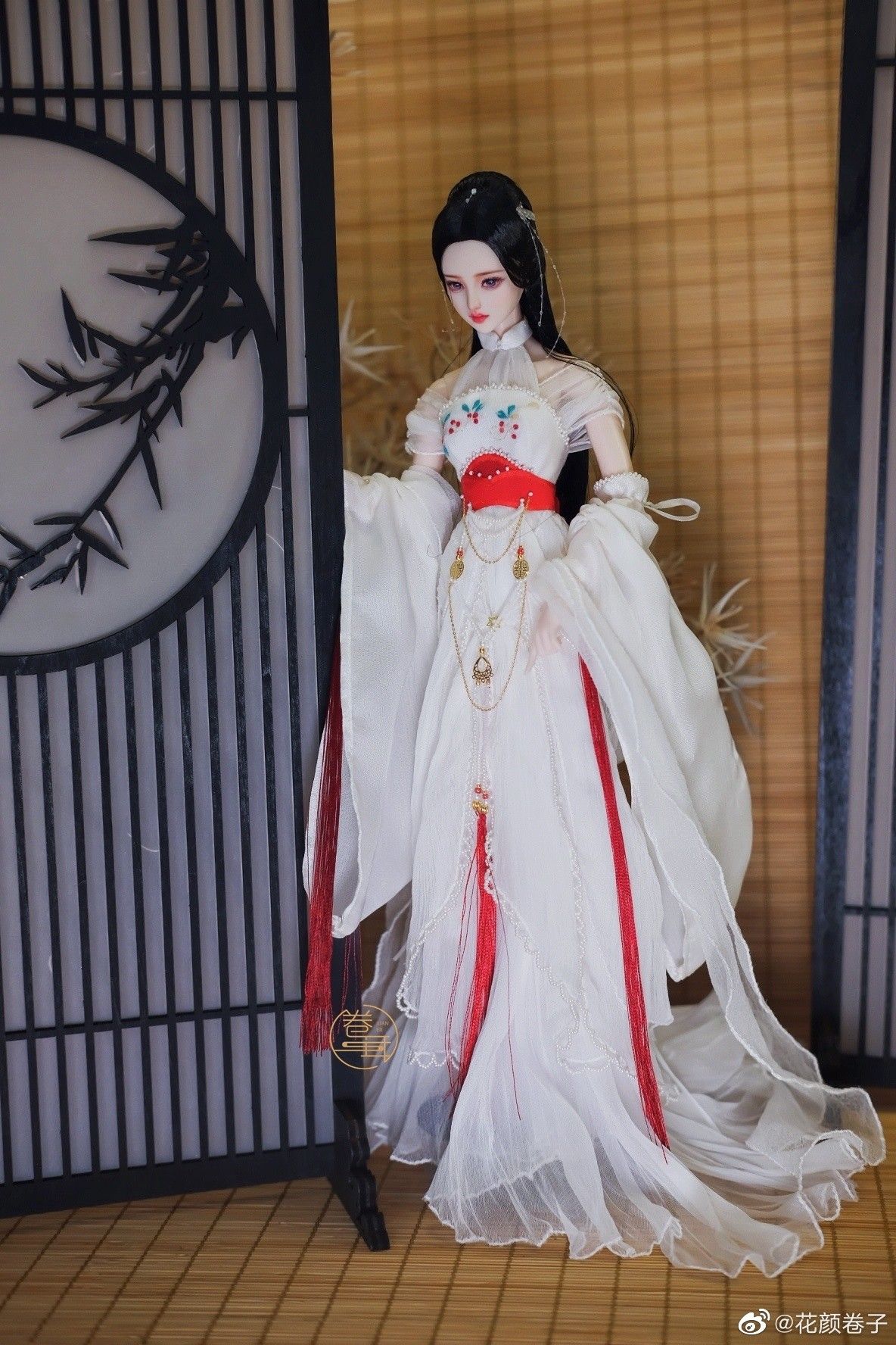Winter Red Hanfu for Girls:A Traditional New Years Outfit Winter Red Hanfu for Girls:A Traditional New Years Outfit