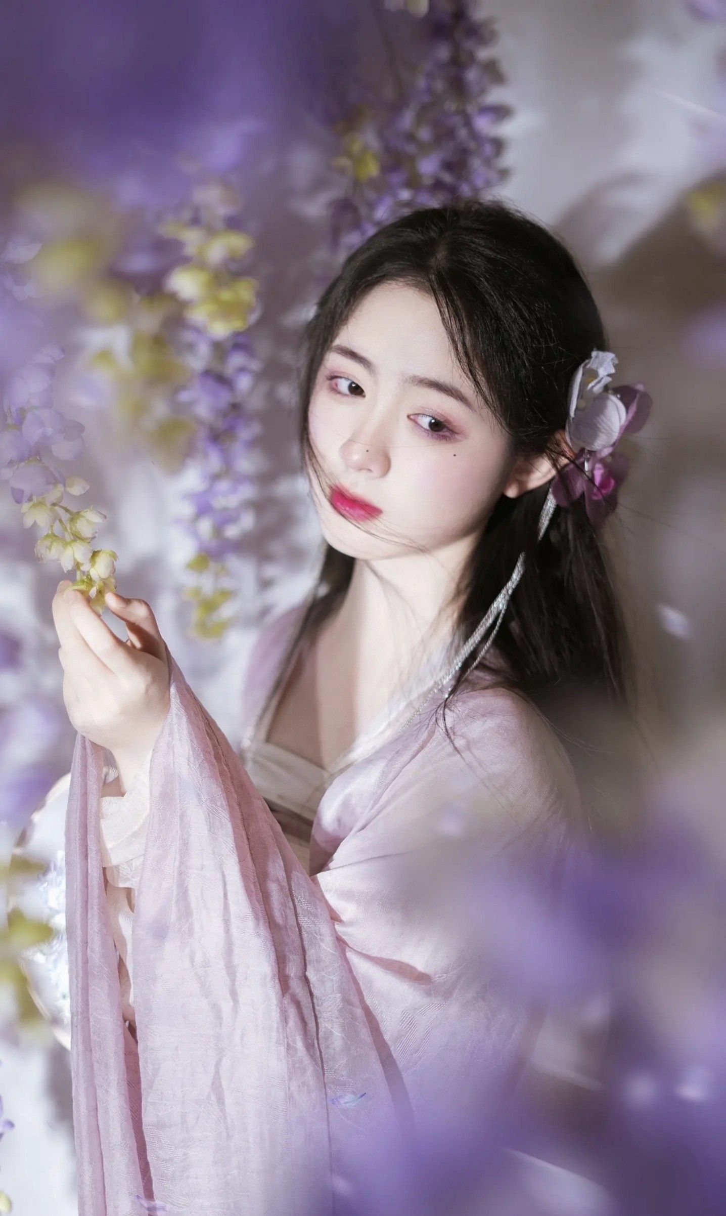 The Belt of a Hanfu Round-necked Robe:A Symbol of Elegance and Tradition The Belt of a Hanfu Round-necked Robe:A Symbol of Elegance and Tradition