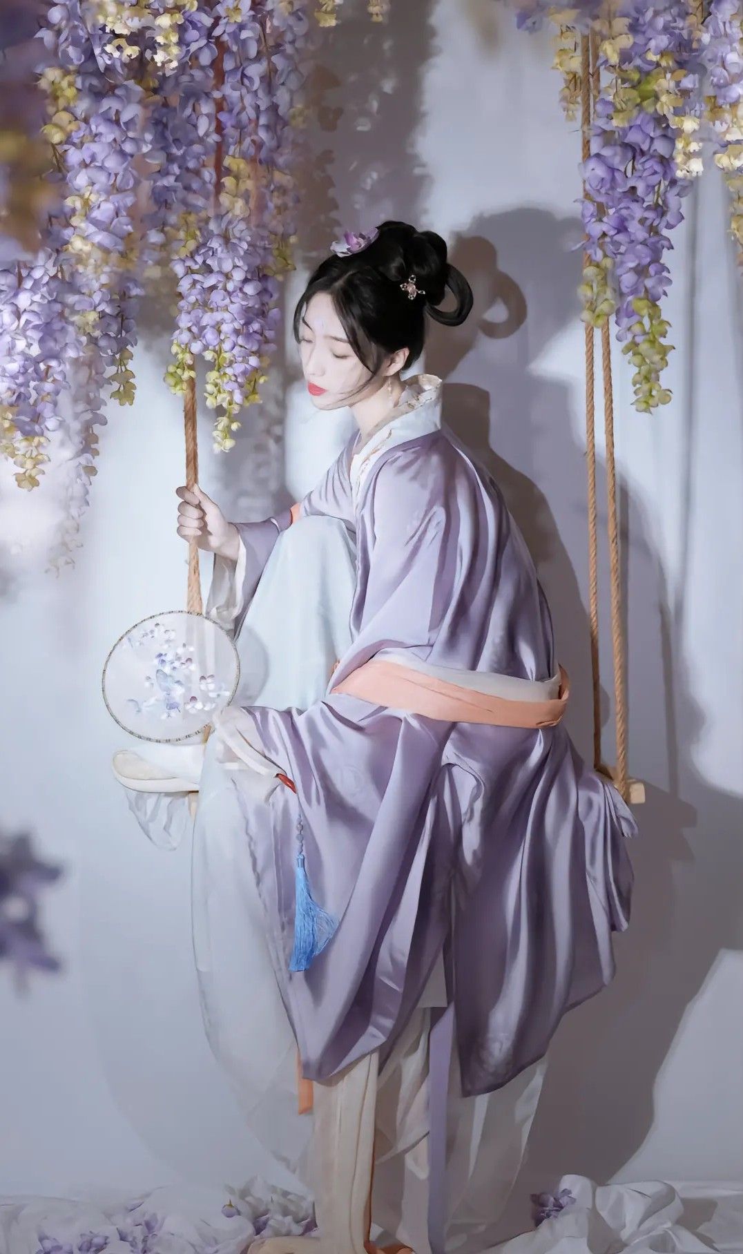 Traditional Hair Accessories in Hanfu Fashion:The Evolution of Hairpins Traditional Hair Accessories in Hanfu Fashion:The Evolution of Hairpins