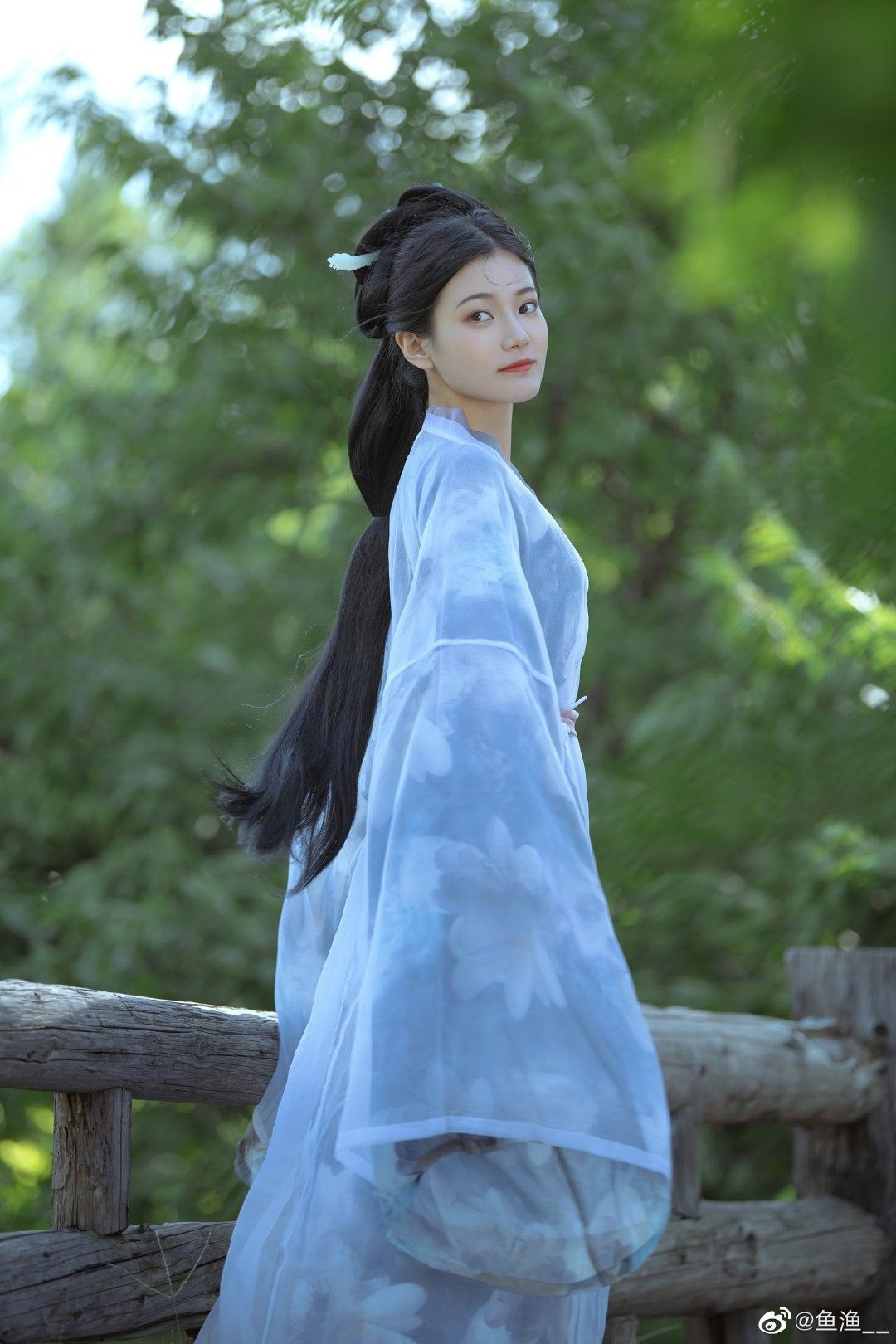 Qipao-Inspired Child Girl Fashion for Summer:A Blend of Modern Chic and Ancient Grace Qipao-Inspired Child Girl Fashion for Summer:A Blend of Modern Chic and Ancient Grace