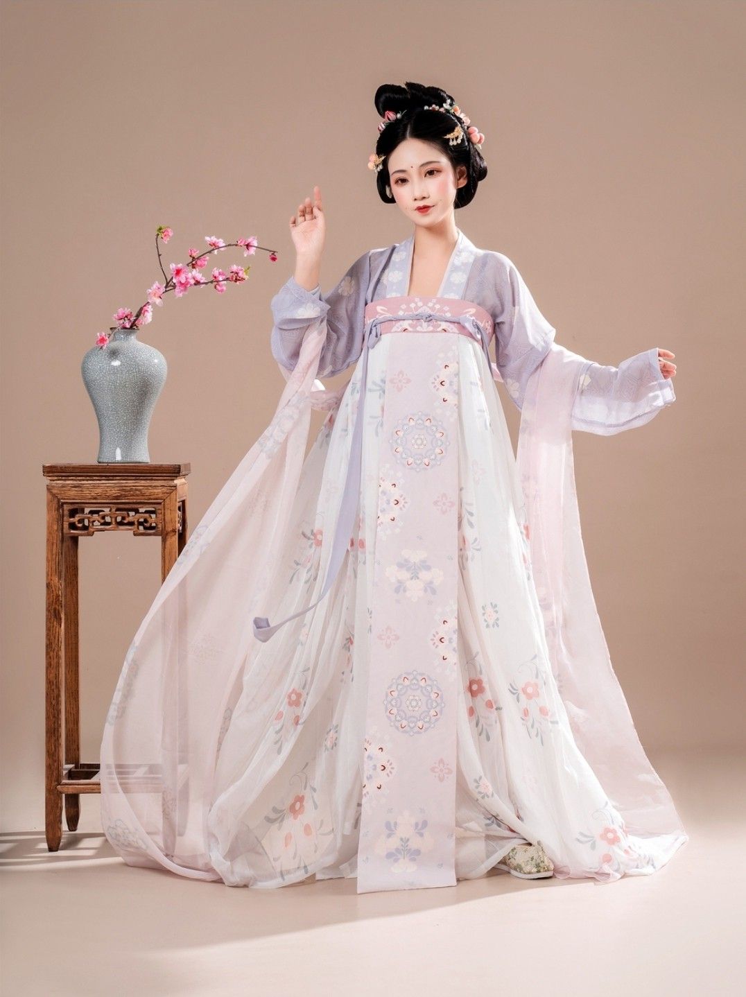 Childrens Traditional Hanfu Costume Rental:A Journey into Ancient Chinese Culture Childrens Traditional Hanfu Costume Rental:A Journey into Ancient Chinese Culture