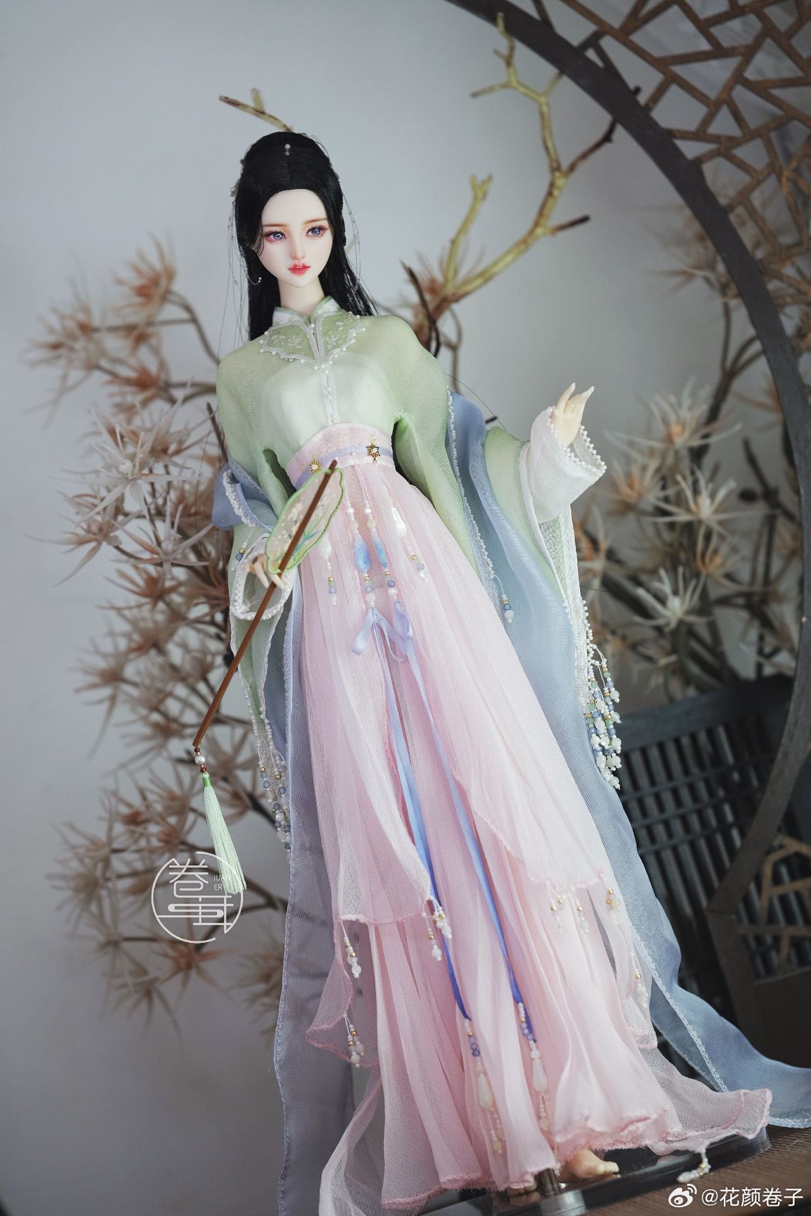 Enhanced Traditional Hanfu for Summer:A Blend of Comfort and Elegance Enhanced Traditional Hanfu for Summer:A Blend of Comfort and Elegance