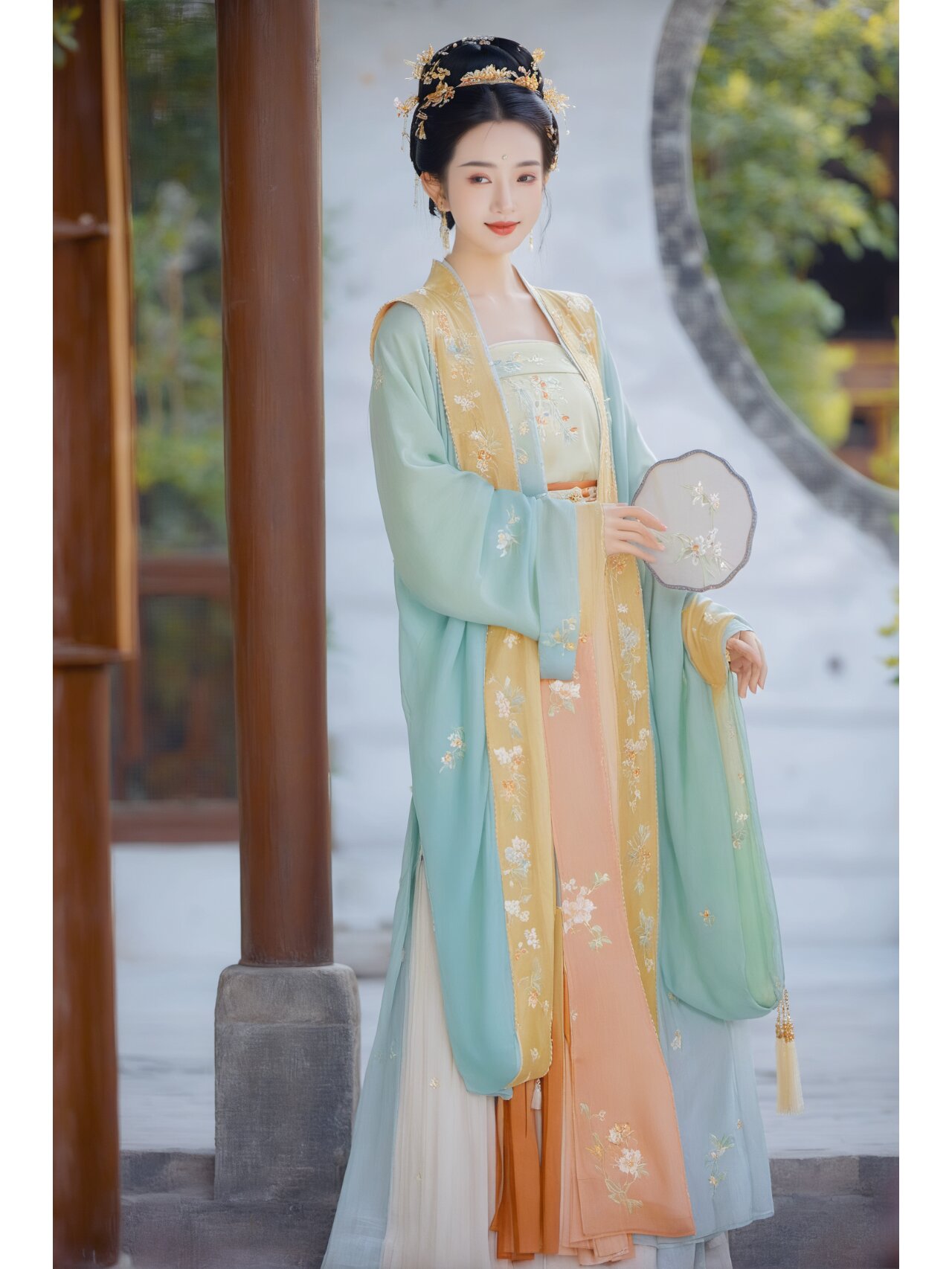 The Enchanting World of an Eight-Year-Old Girl in Traditional Hanfu Fashion The Enchanting World of an Eight-Year-Old Girl in Traditional Hanfu Fashion