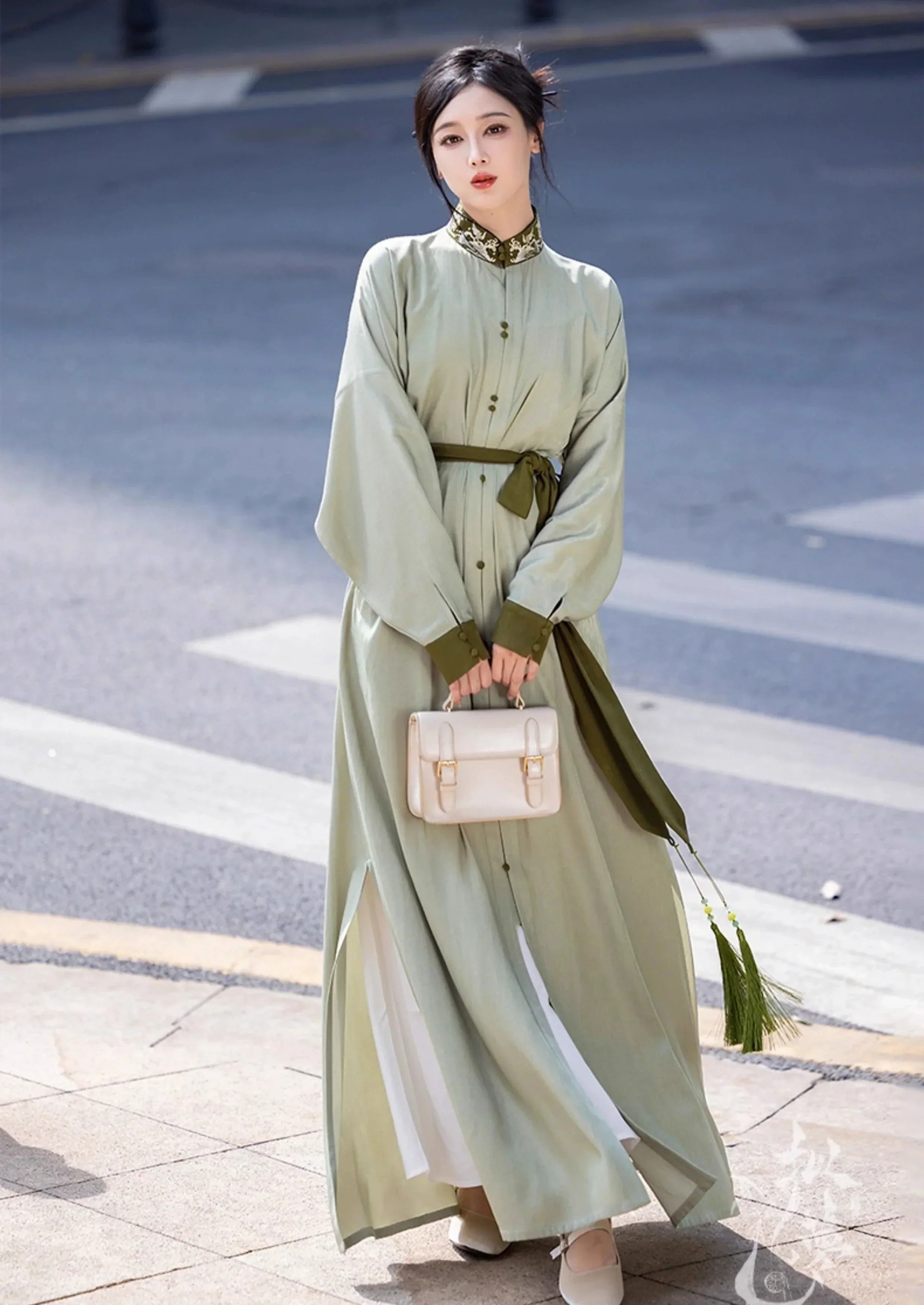 2023 Spring-Autumn Fashion Trends:Exploring the New Range of Hanfu Costumes for Women