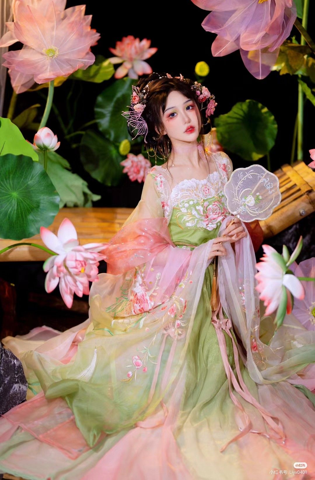 Original Hanfu Fashion at Tianshu Studio:The Essence of Traditional Elegance Original Hanfu Fashion at Tianshu Studio:The Essence of Traditional Elegance