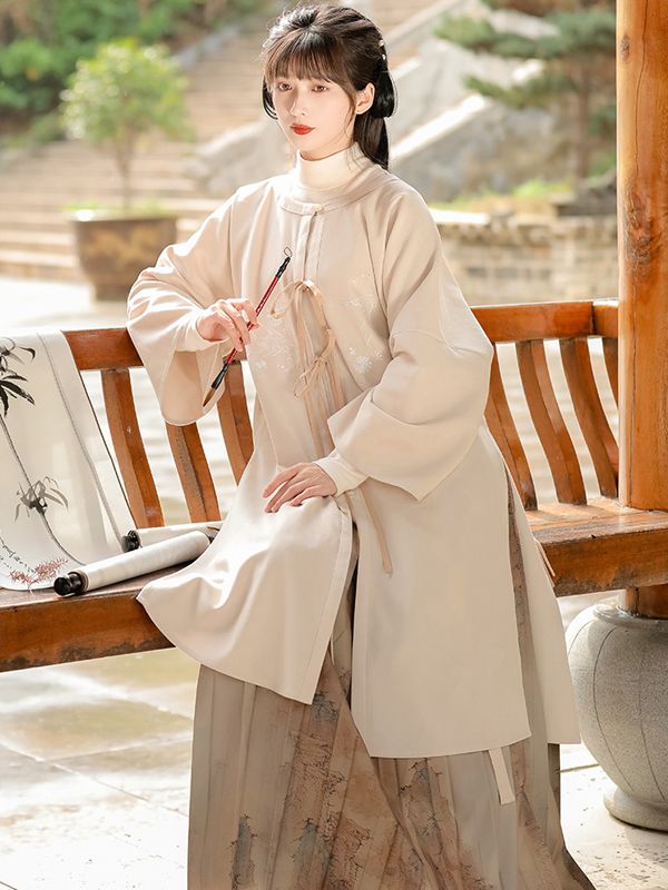Traditional Tang-Style Chinese Girls Fashion for Autumn Winter Kids Traditional Tang-Style Chinese Girls Fashion for Autumn Winter Kids