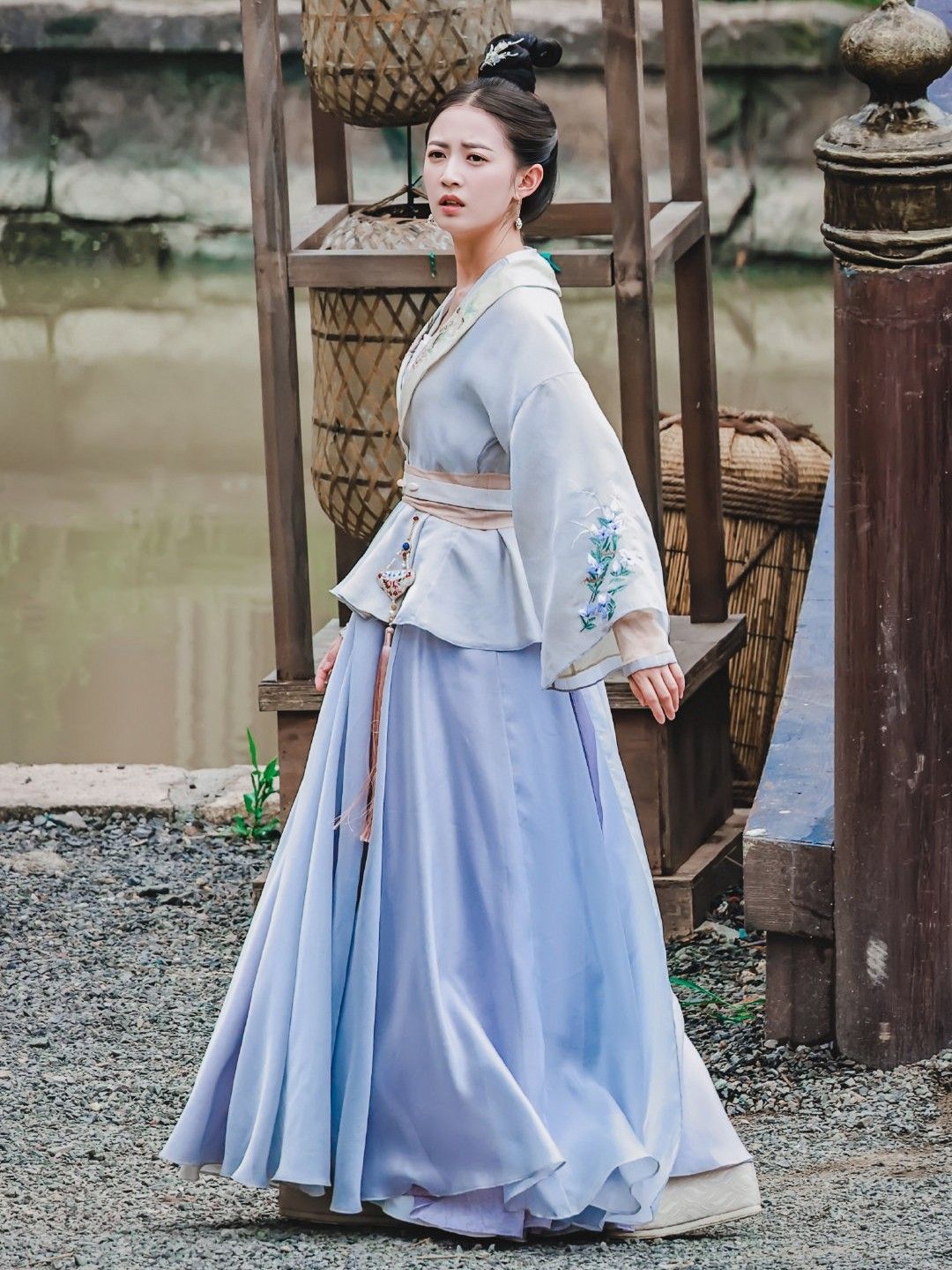The Charm of Short-Length Hanfu Cape and Puff Jacket The Charm of Short-Length Hanfu Cape and Puff Jacket