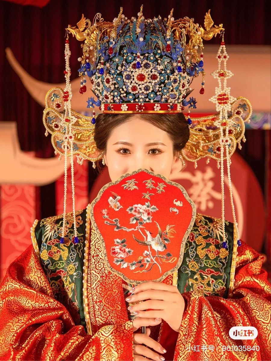 Ancient Costume Women:The Splendor of Hanfu for Junior Middle School Girls Ancient Costume Women:The Splendor of Hanfu for Junior Middle School Girls