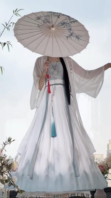The Enigma of Yang Guifei:The Splendor of Hanfu and the Charm of Wu Miliang The Enigma of Yang Guifei:The Splendor of Hanfu and the Charm of Wu Miliang