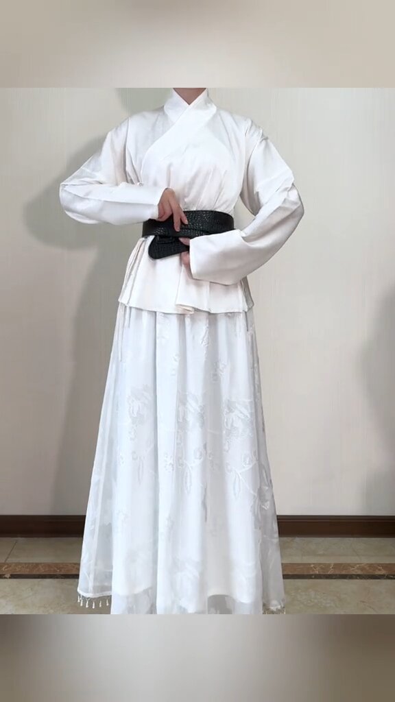 Embracing the New:Womens Summer 2024 Qipao Skirt Redesign Embracing the New:Womens Summer 2024 Qipao Skirt Redesign