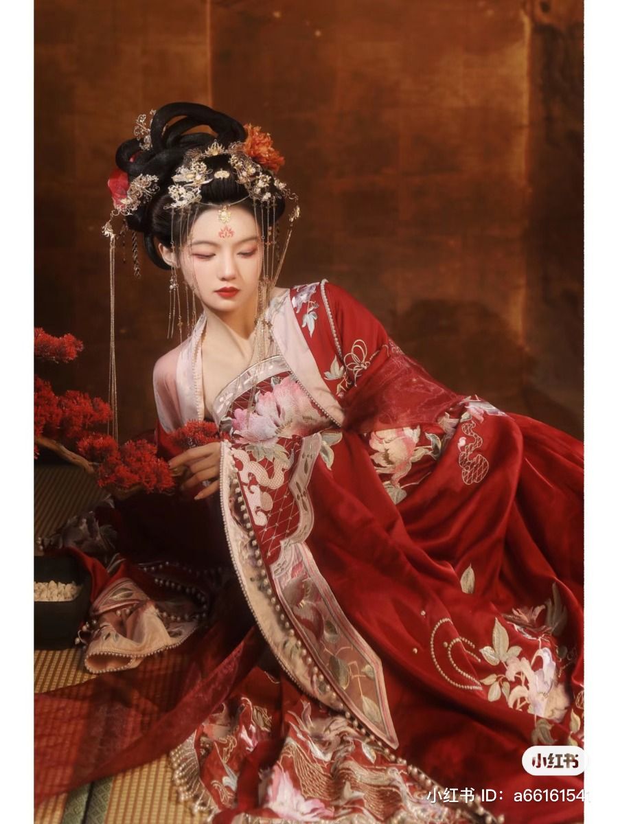 Winter Hanfu Shoes for Women:Thick and Warm,Ancient Style for the Cold Season Winter Hanfu Shoes for Women:Thick and Warm,Ancient Style for the Cold Season
