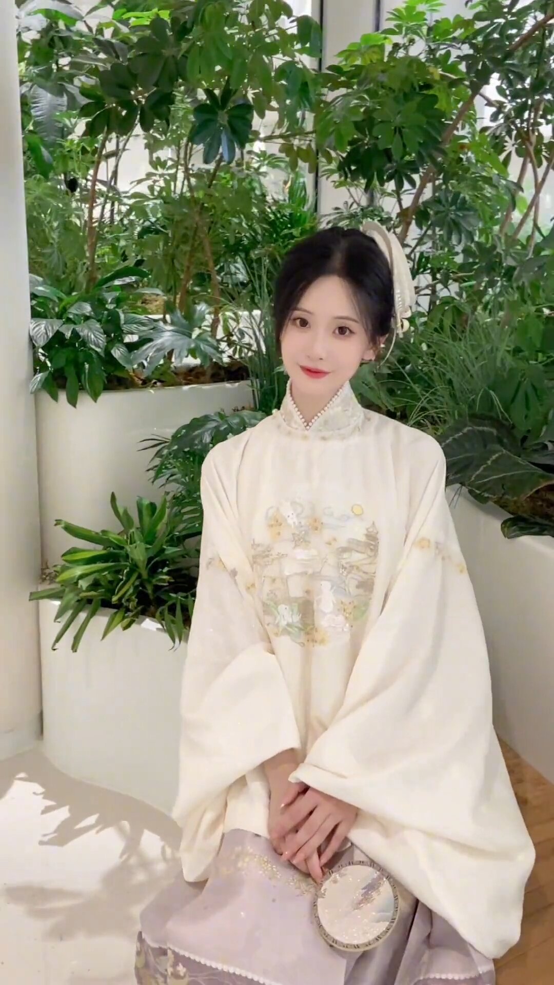 Jacky Chens Tongue of Kung Fu:The Allure of Traditional Tang Costumes Jacky Chens Tongue of Kung Fu:The Allure of Traditional Tang Costumes