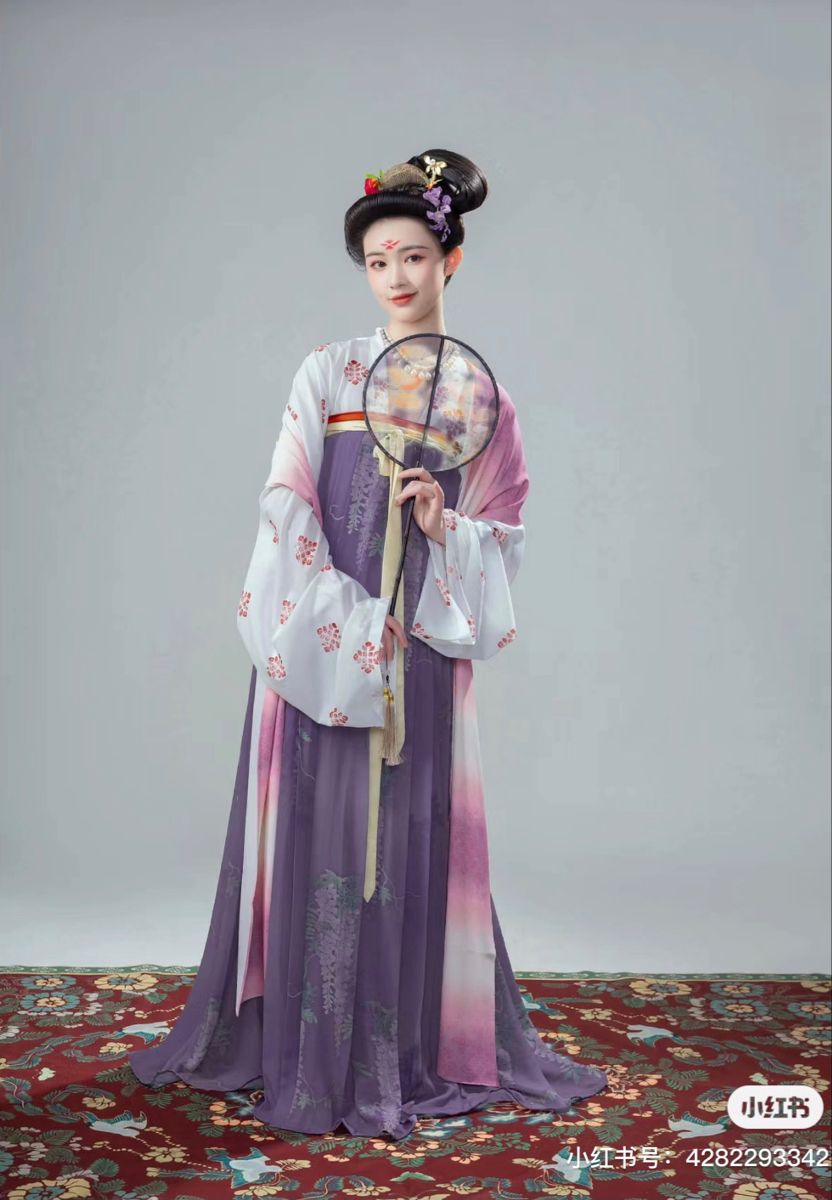 Childrens Long-Sleeve Cheongsam Qipao:A Cultural Fusion of Fashion and Tradition Childrens Long-Sleeve Cheongsam Qipao:A Cultural Fusion of Fashion and Tradition
