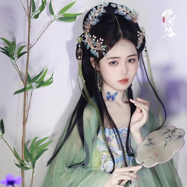 The Splendor of Summer in Song Dynasty Hanfu Fashion The Splendor of Summer in Song Dynasty Hanfu Fashion