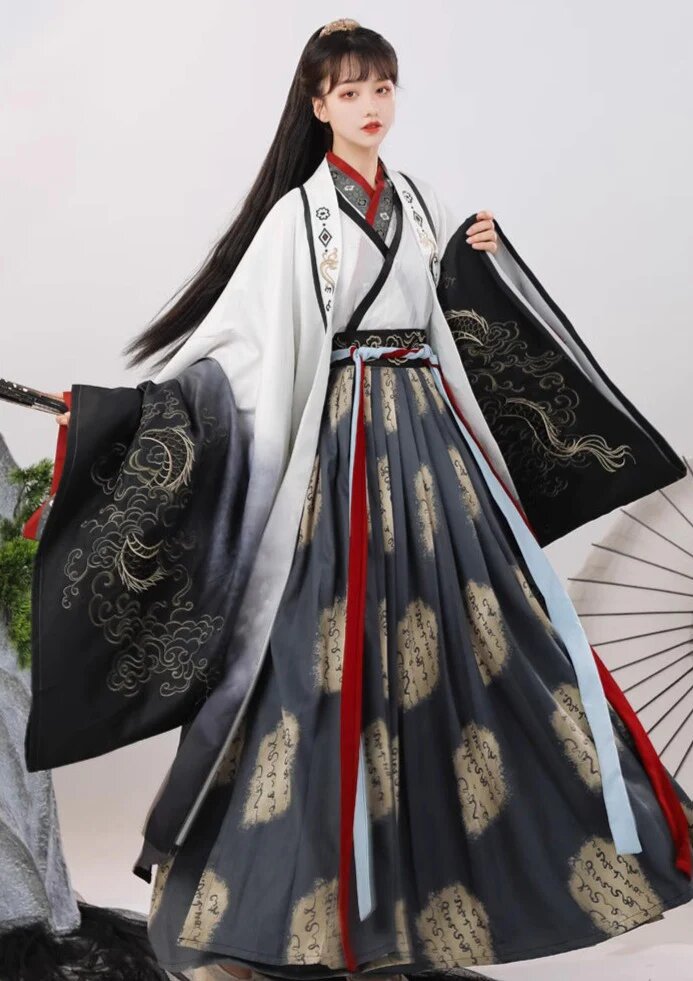 Vintage Shanghai Cheongsam Girls:Preserving the Legacy of Traditional Elegance Vintage Shanghai Cheongsam Girls:Preserving the Legacy of Traditional Elegance