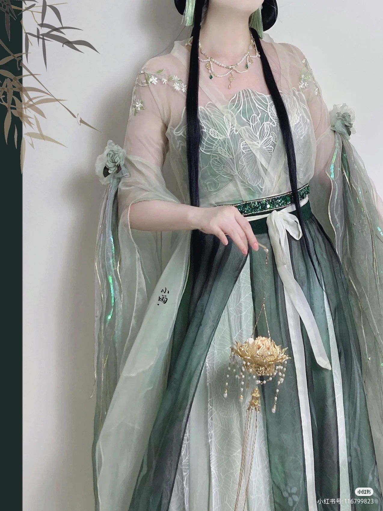 Maternal-Daughter Fashion:Exploring the World of Hanfu Autumn-Winter Collections Maternal-Daughter Fashion:Exploring the World of Hanfu Autumn-Winter Collections