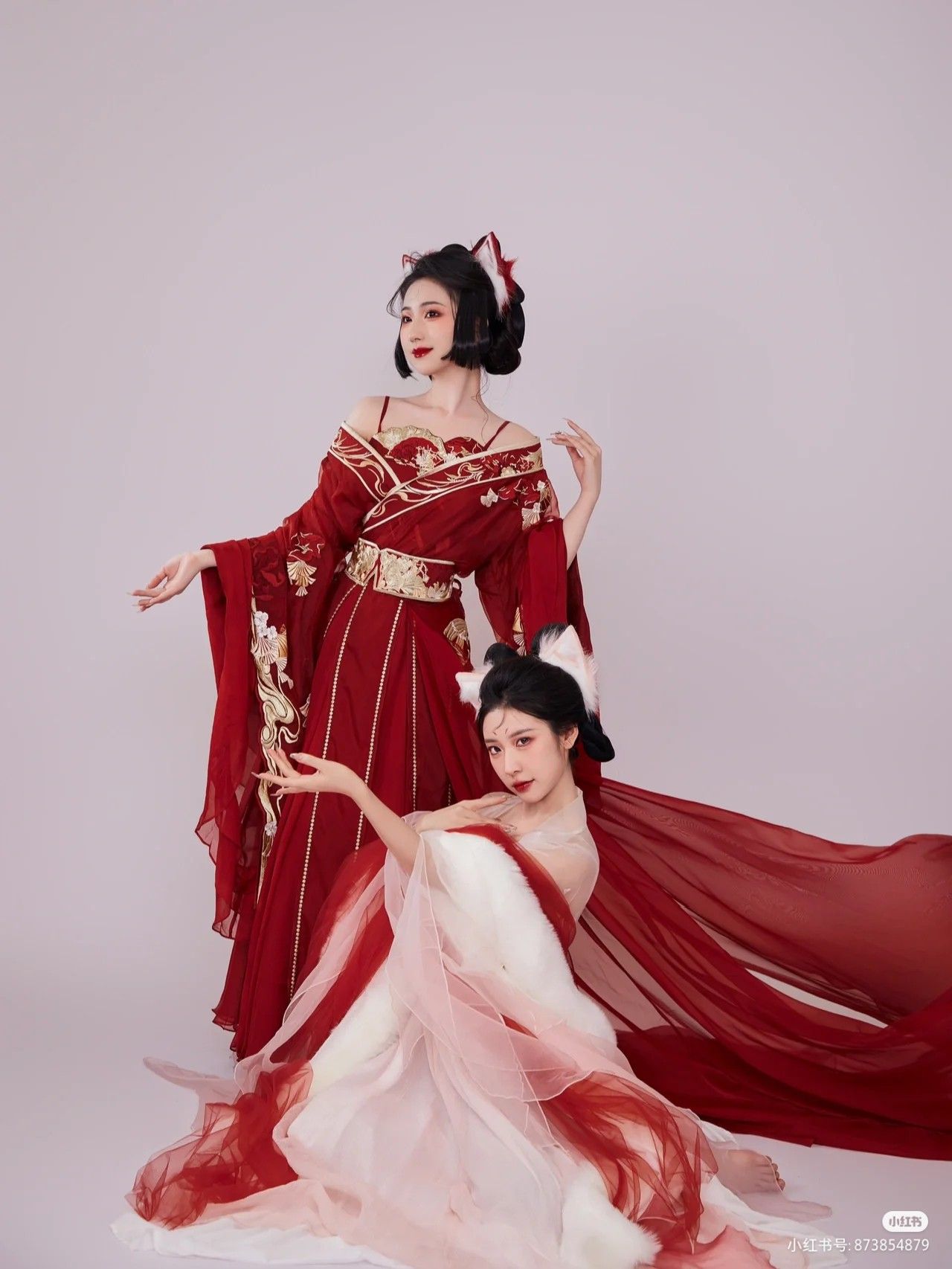 Revisiting the Traditional Splendor:The Revival of Ancient Hanfu Fashion Revisiting the Traditional Splendor:The Revival of Ancient Hanfu Fashion
