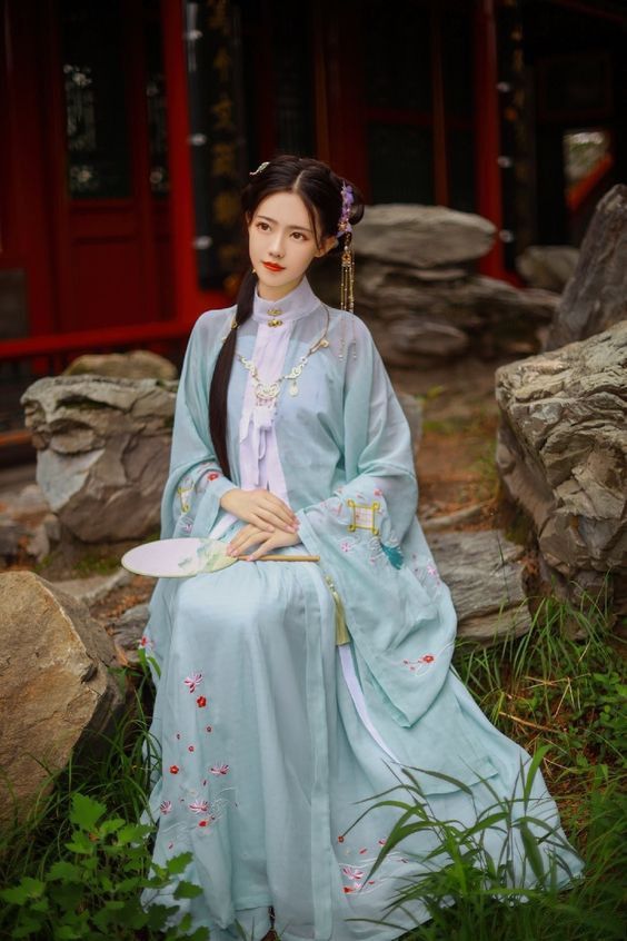 The Shoes of Hanfu:Exploring the Rich Heritage of Han Shoes The Shoes of Hanfu:Exploring the Rich Heritage of Han Shoes