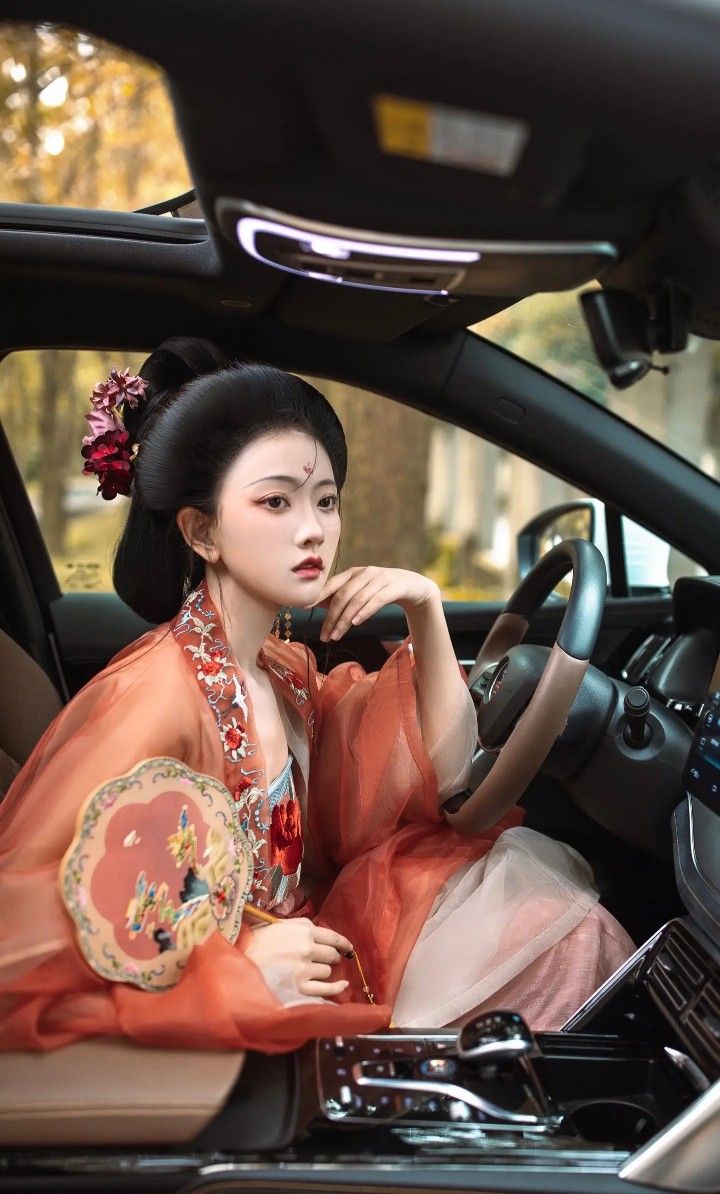 Maternal-Child Fashion in Summer:The Revival of Hanfu Costumes for Mother-Daughter Duo Maternal-Child Fashion in Summer:The Revival of Hanfu Costumes for Mother-Daughter Duo