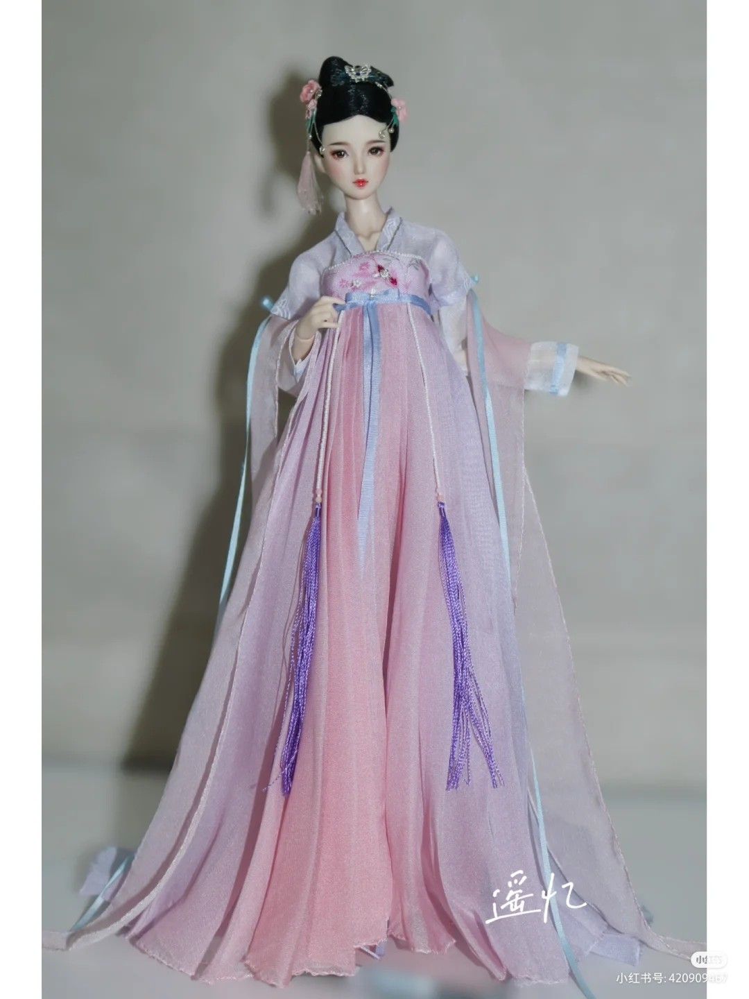 Summer 2024:Embracing the New Wave of Tight-fitting Cheongsam Fashion Summer 2024:Embracing the New Wave of Tight-fitting Cheongsam Fashion