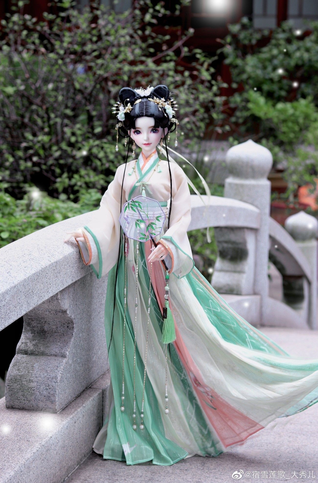 Engaged:The Art of Donning a Horseface Skirt as a Headpiece Engaged:The Art of Donning a Horseface Skirt as a Headpiece