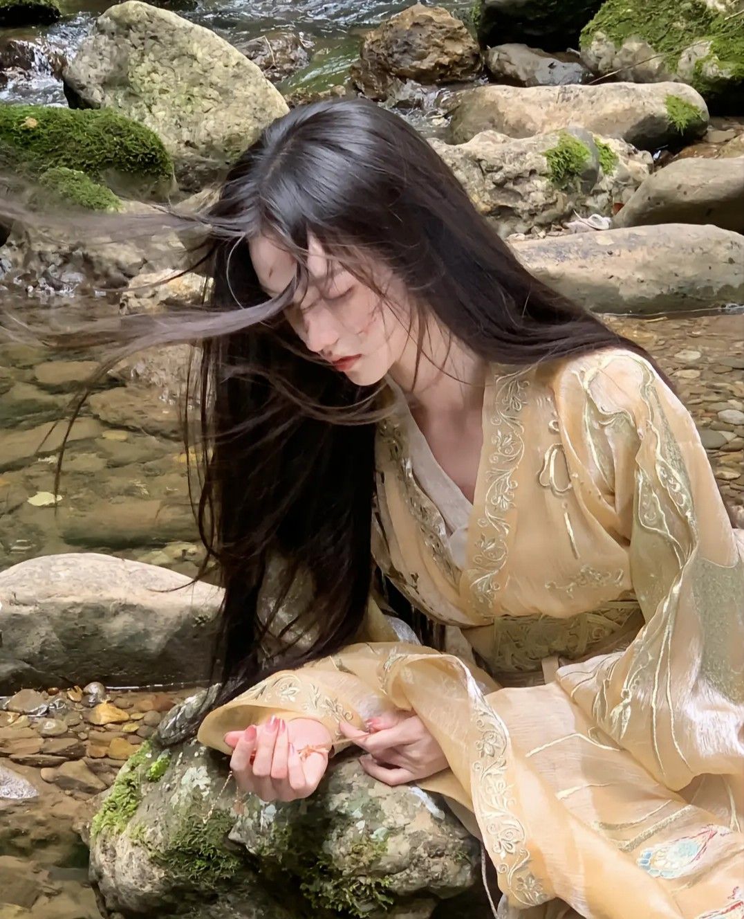 Ancient Charm of Hanfu Jewelry:Unraveling the Ethereal Beauty of Traditional Chinese Accessories