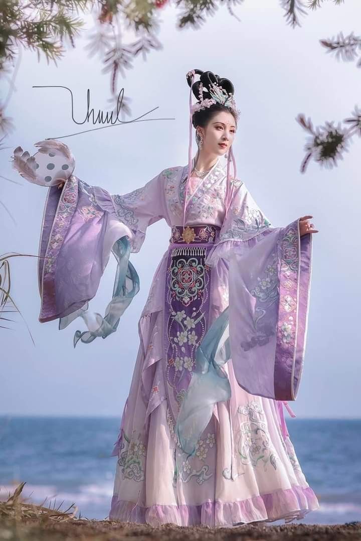 Erotic Lingerie and Seductive Cheongsam:Exploring the Fusion of Passion and Tradition Erotic Lingerie and Seductive Cheongsam:Exploring the Fusion of Passion and Tradition