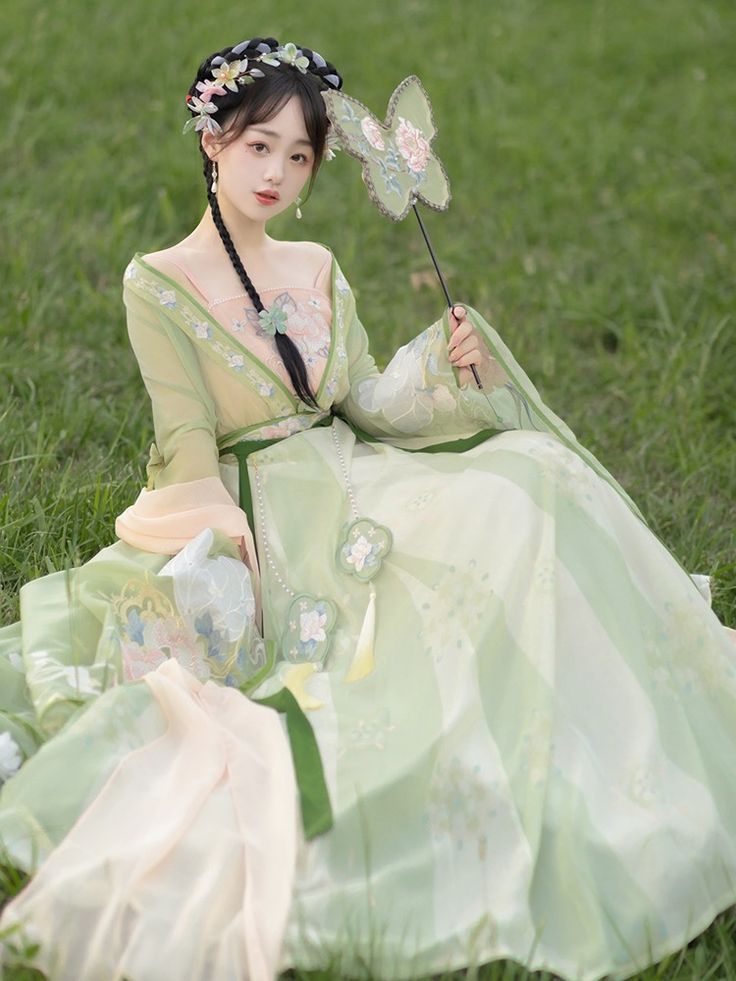Reinventing the Cheongsam Dress:A Modern Fusion of Traditional Elegance and Western Chic Reinventing the Cheongsam Dress:A Modern Fusion of Traditional Elegance and Western Chic