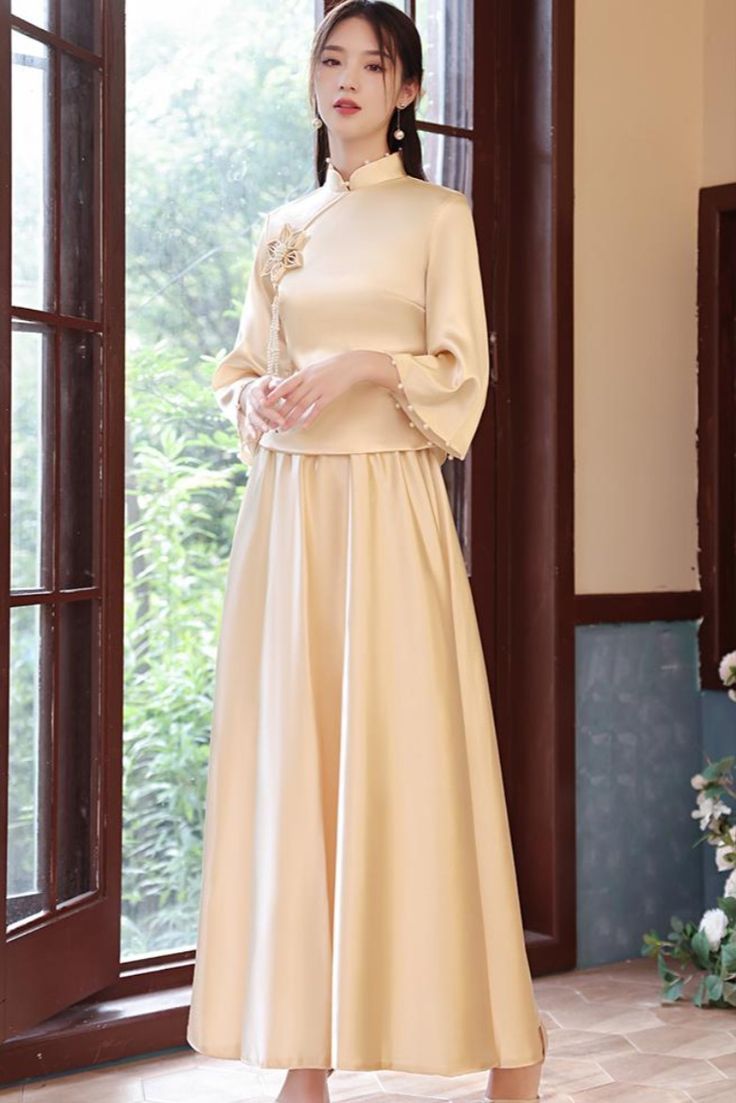 The Enchantment of a Red Cheongsam Woman during the Winter Holiday at Years End The Enchantment of a Red Cheongsam Woman during the Winter Holiday at Years End
