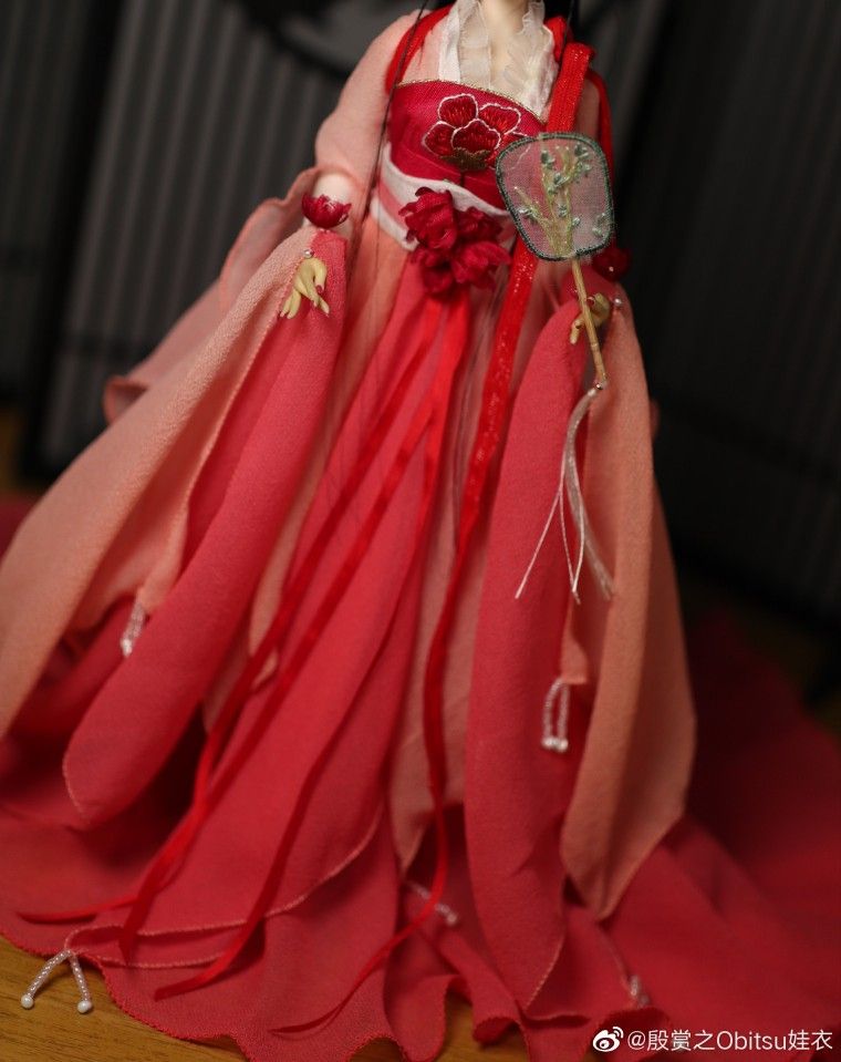 Enhanced Silk Cheongsam Dress:A Modern Evolution of Traditional Elegance Enhanced Silk Cheongsam Dress:A Modern Evolution of Traditional Elegance