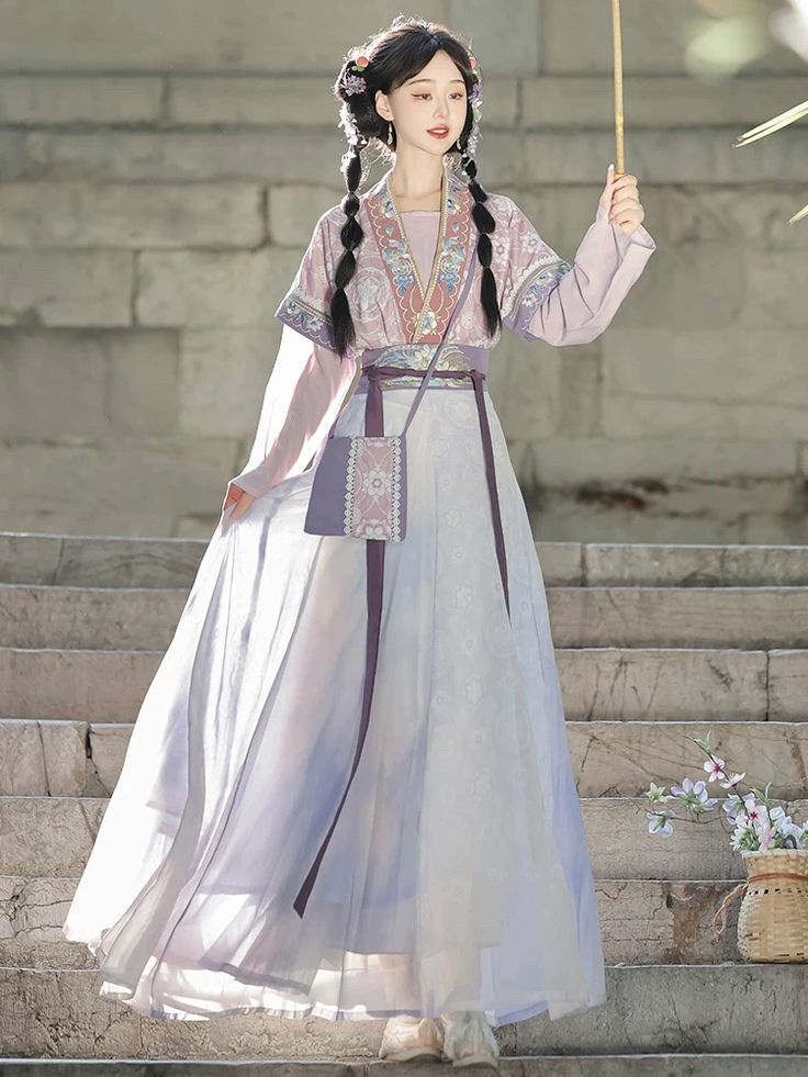 Preserving the Charm of Ancient Style Qipao in Childrens Fashion Preserving the Charm of Ancient Style Qipao in Childrens Fashion