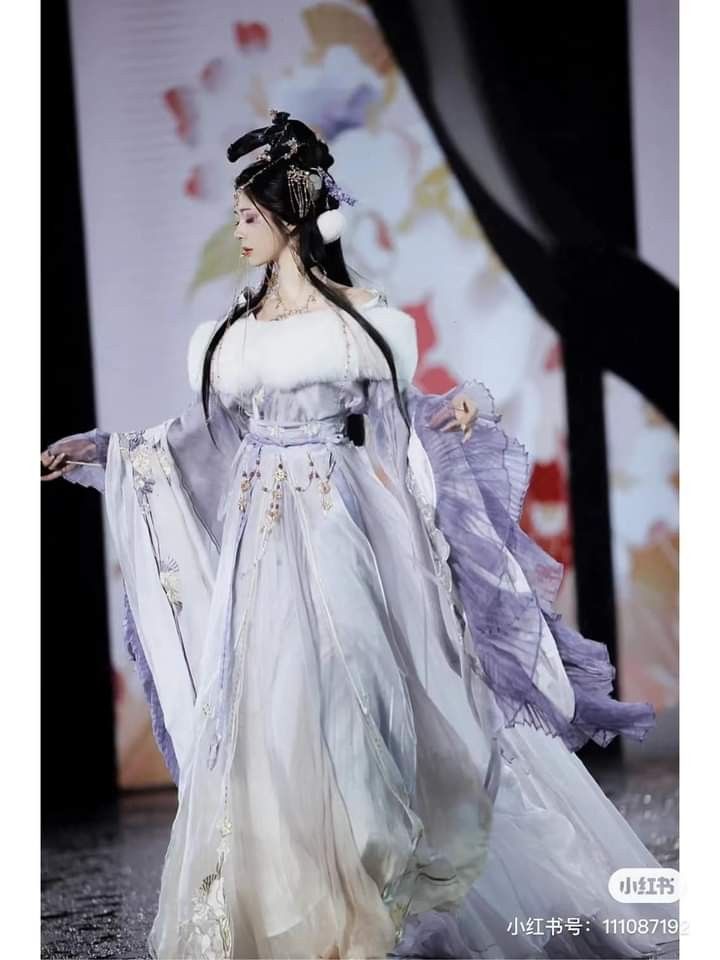 Summer-Ready Hanfu Mamen Skirt with Lightweight Design Summer-Ready Hanfu Mamen Skirt with Lightweight Design