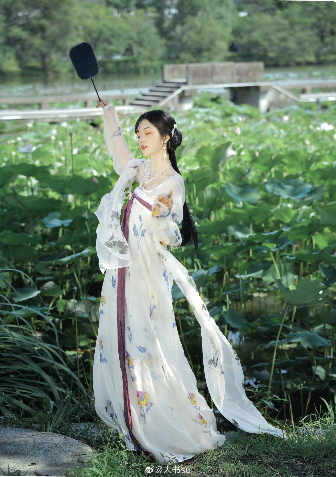 The Story of Hainan Airlines Cheongsam:A Blend of Tradition and Modernity The Story of Hainan Airlines Cheongsam:A Blend of Tradition and Modernity