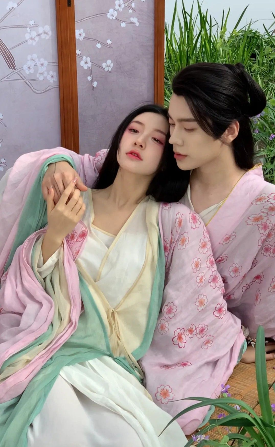 Children in Hanfu Face Veils:A Cultural Exploration Children in Hanfu Face Veils:A Cultural Exploration