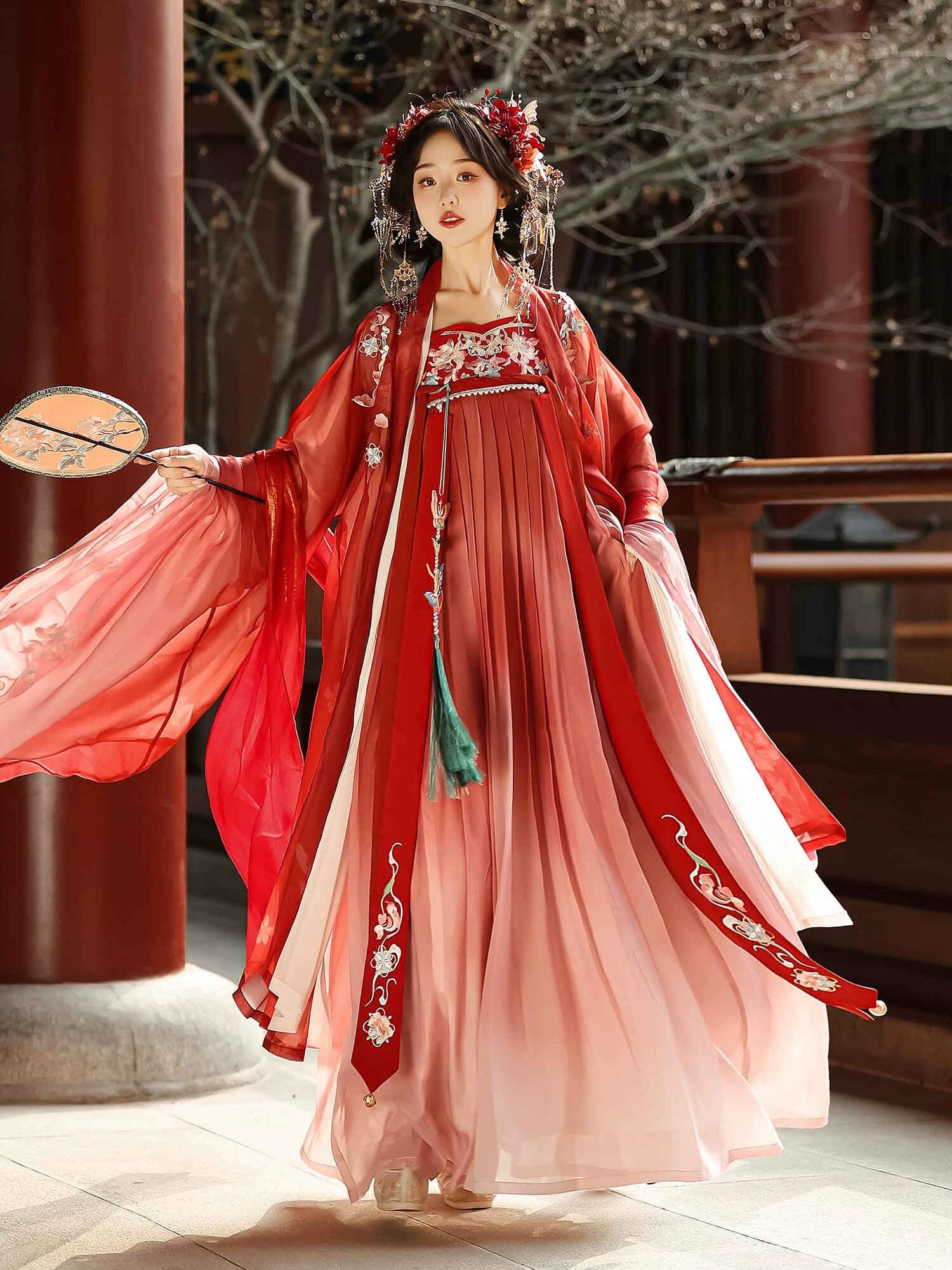 Elegant Ear Jewelry to Complete Your Traditional Hanfu Costume Elegant Ear Jewelry to Complete Your Traditional Hanfu Costume