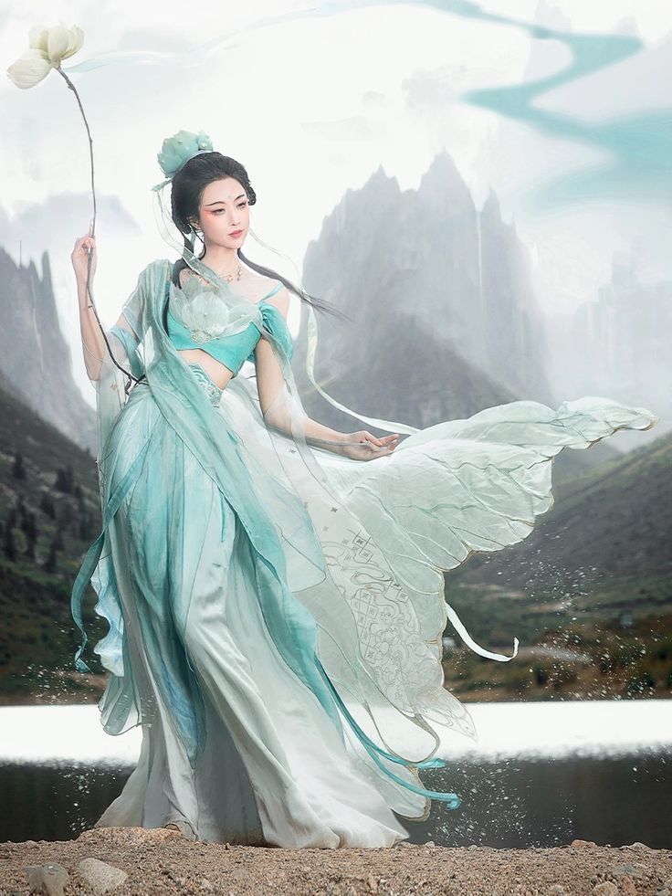 Xiao Pingpings Cheongsam Elegance:Embracing Traditional Beauty Xiao Pingpings Cheongsam Elegance:Embracing Traditional Beauty
